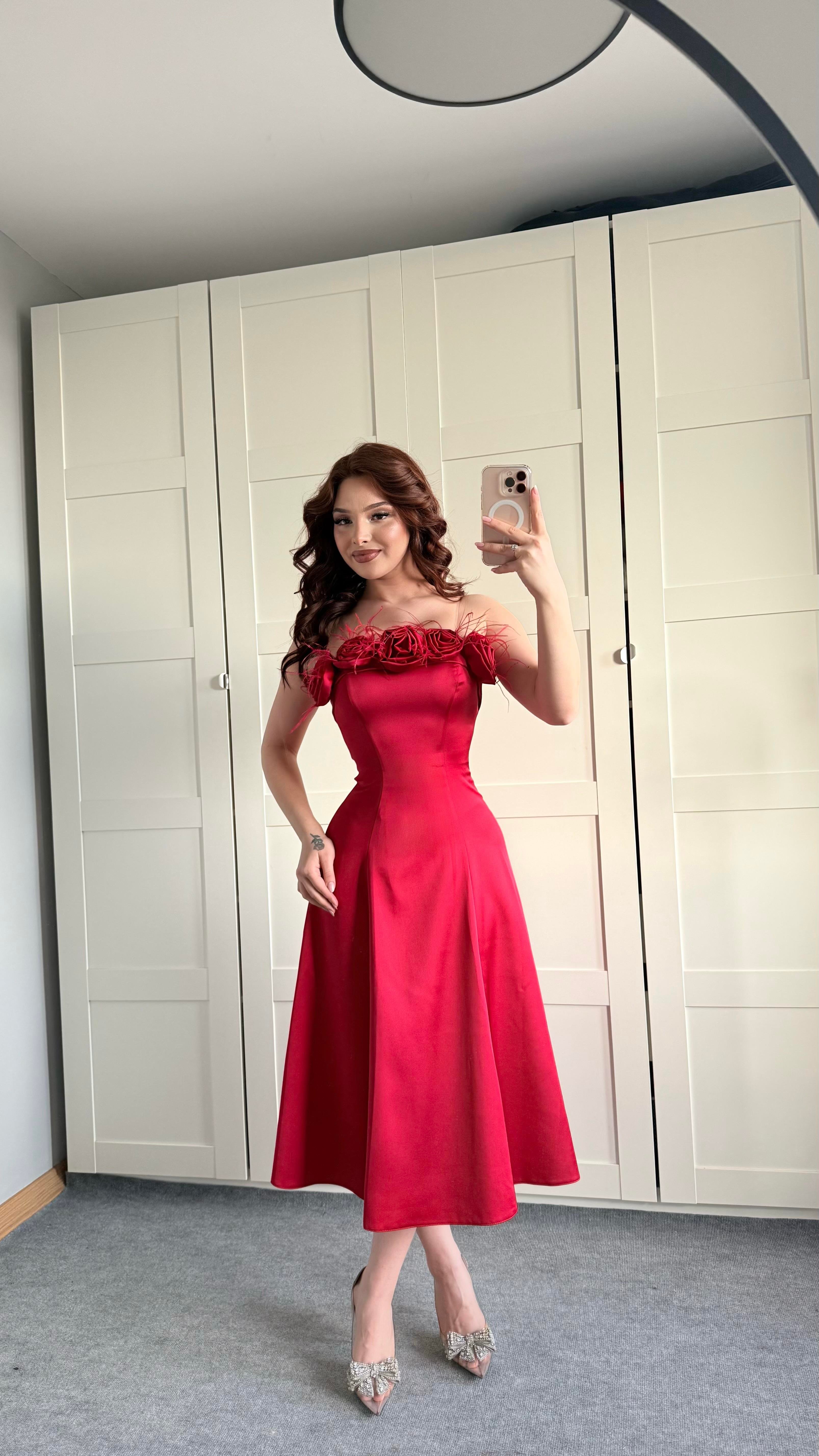 Rose Otrişli Midi Abiye Kırmızı