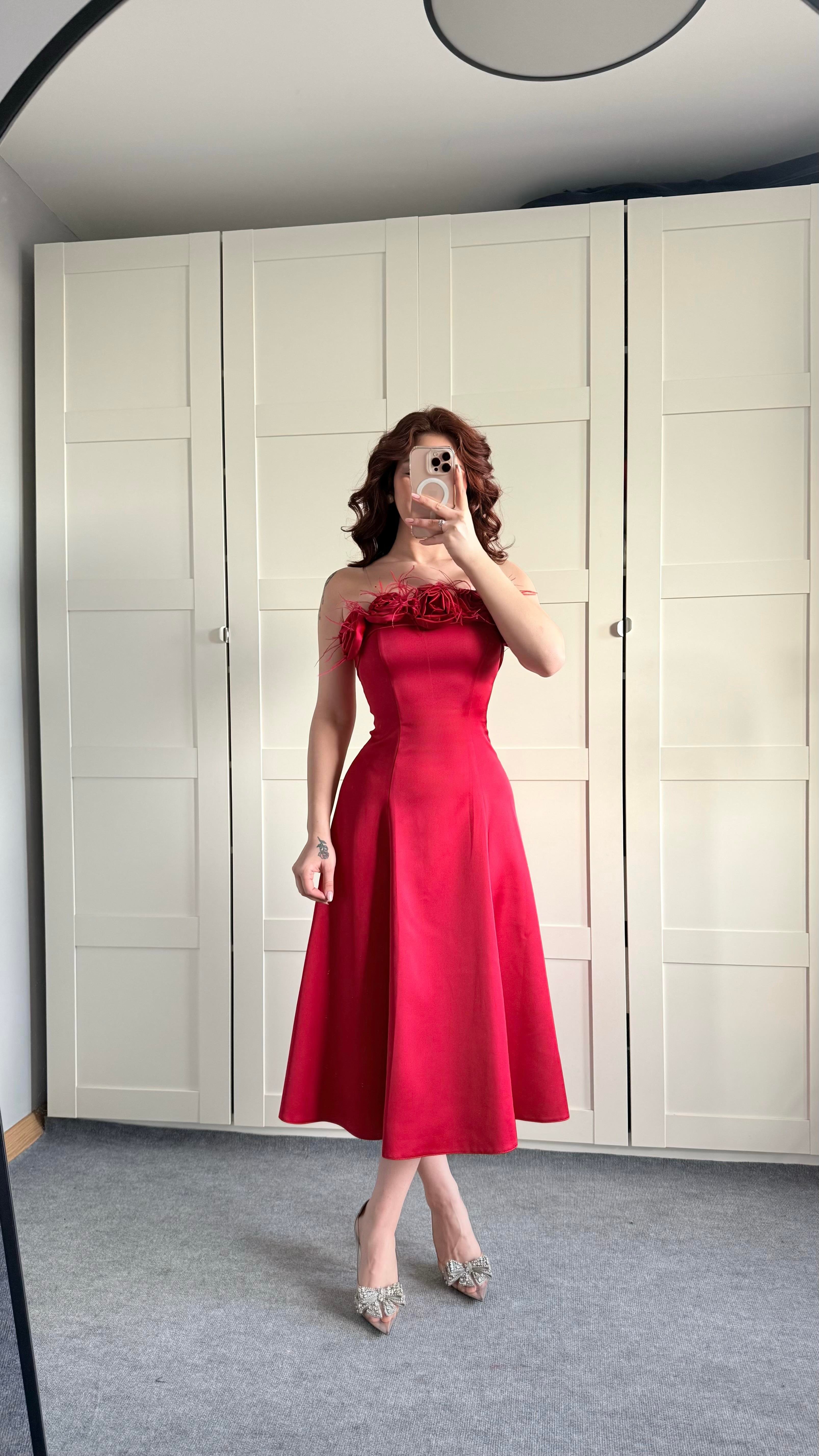 Rose Otrişli Midi Abiye Kırmızı