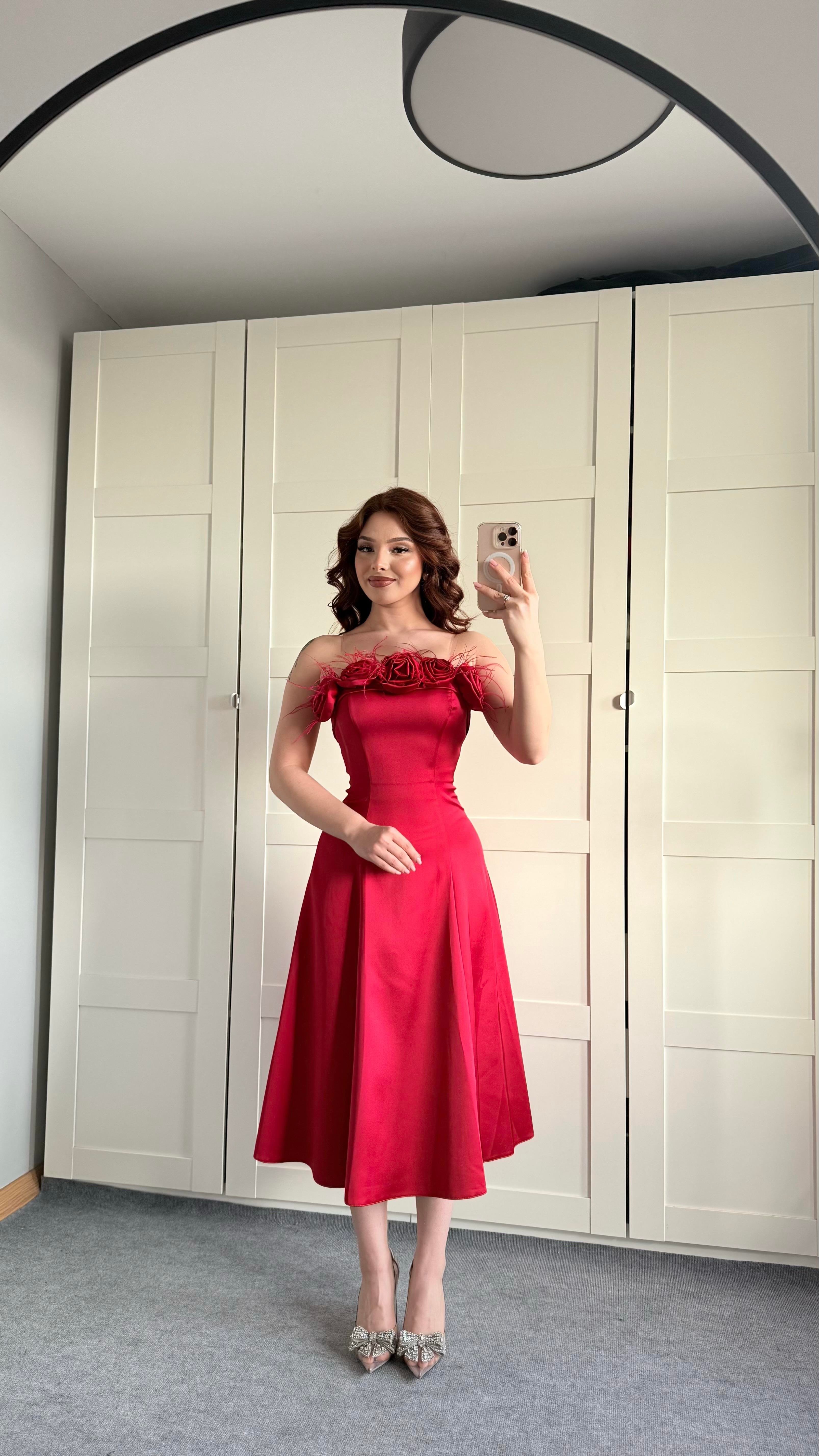 Rose Otrişli Midi Abiye Kırmızı