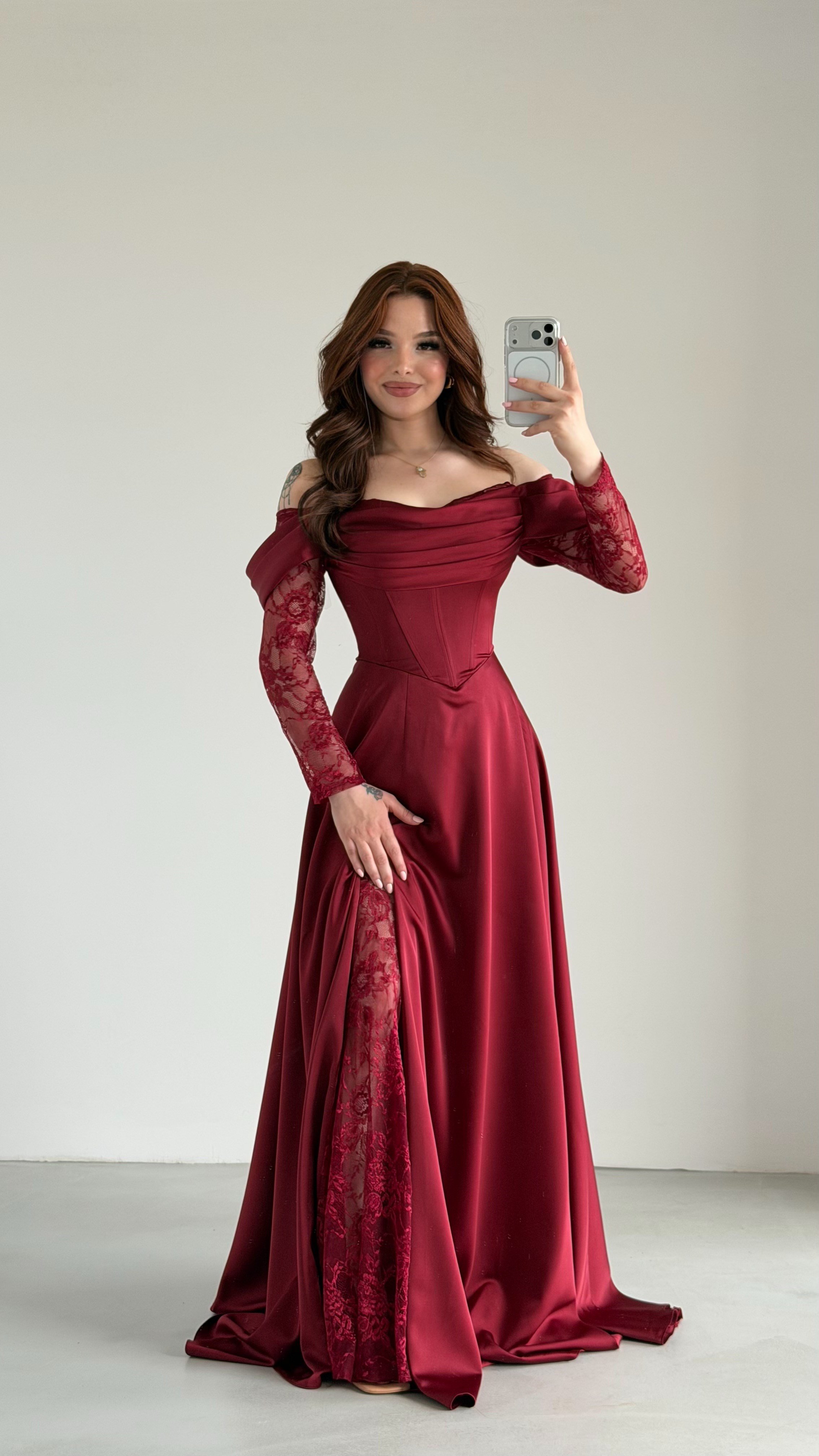 Royal Dantel Detaylı Bordo Abiye 
