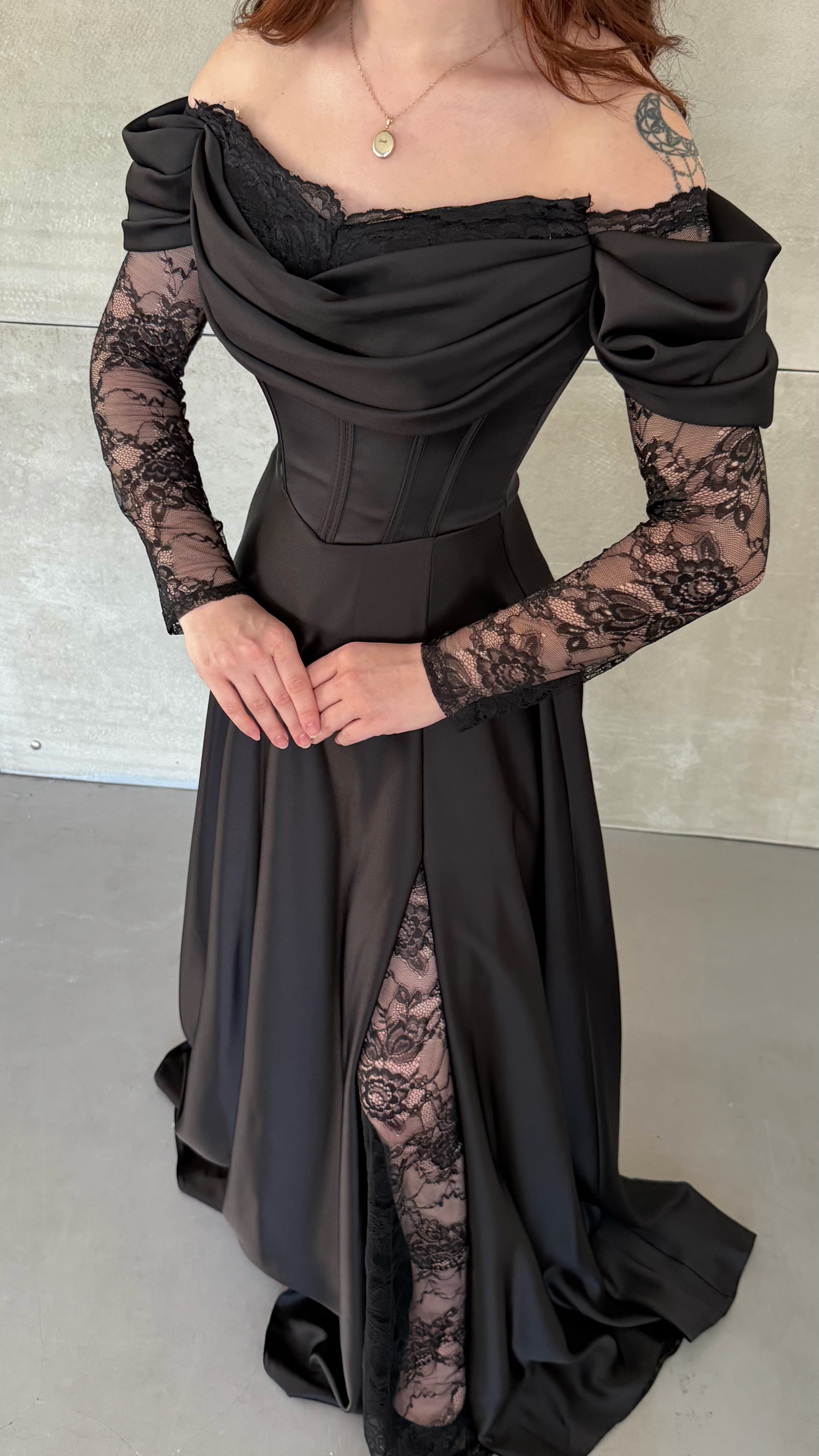 Royal Dantel Detaylı Siyah  Abiye 