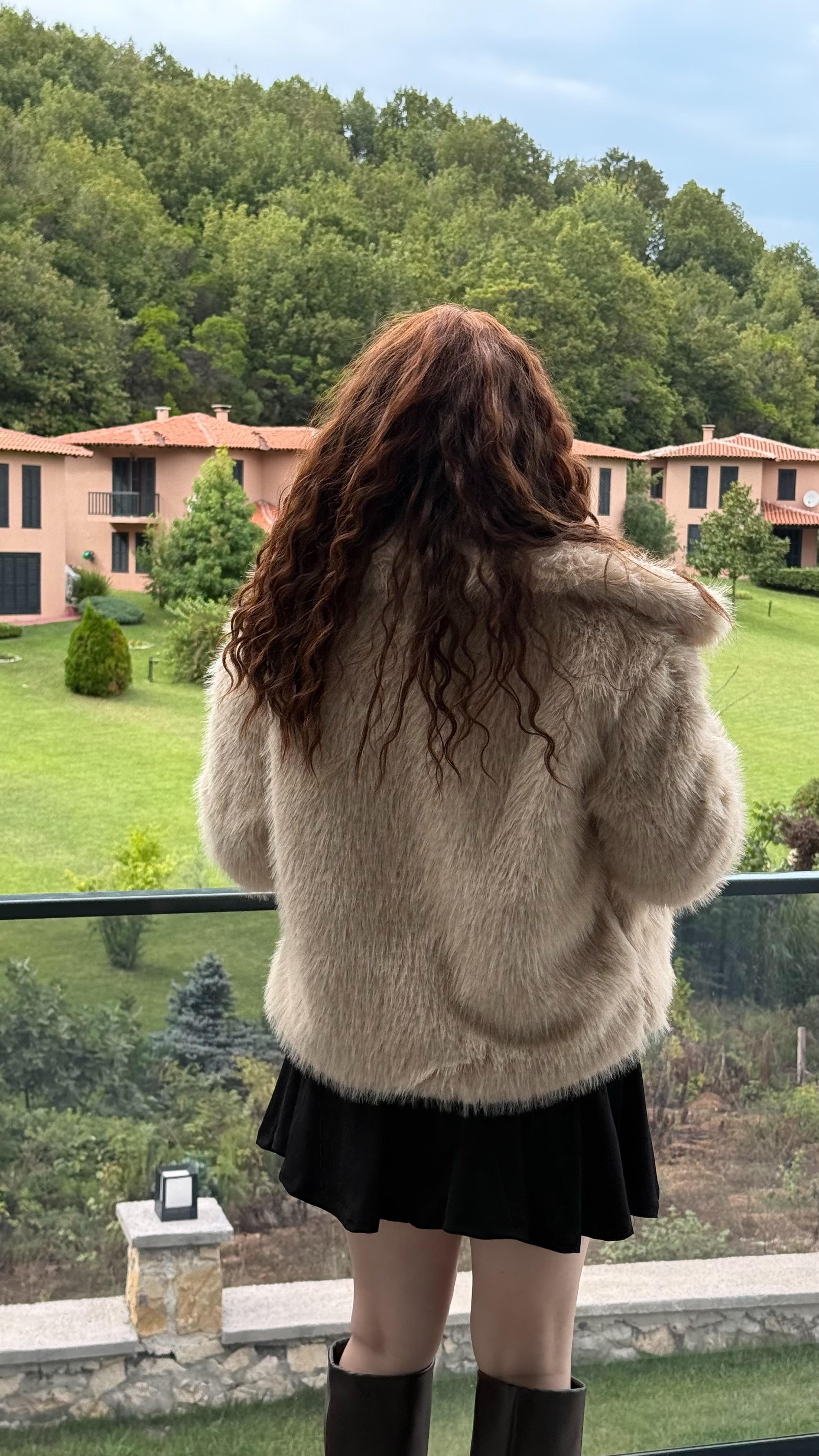 Şal Yaka Oversize Kürk Bej