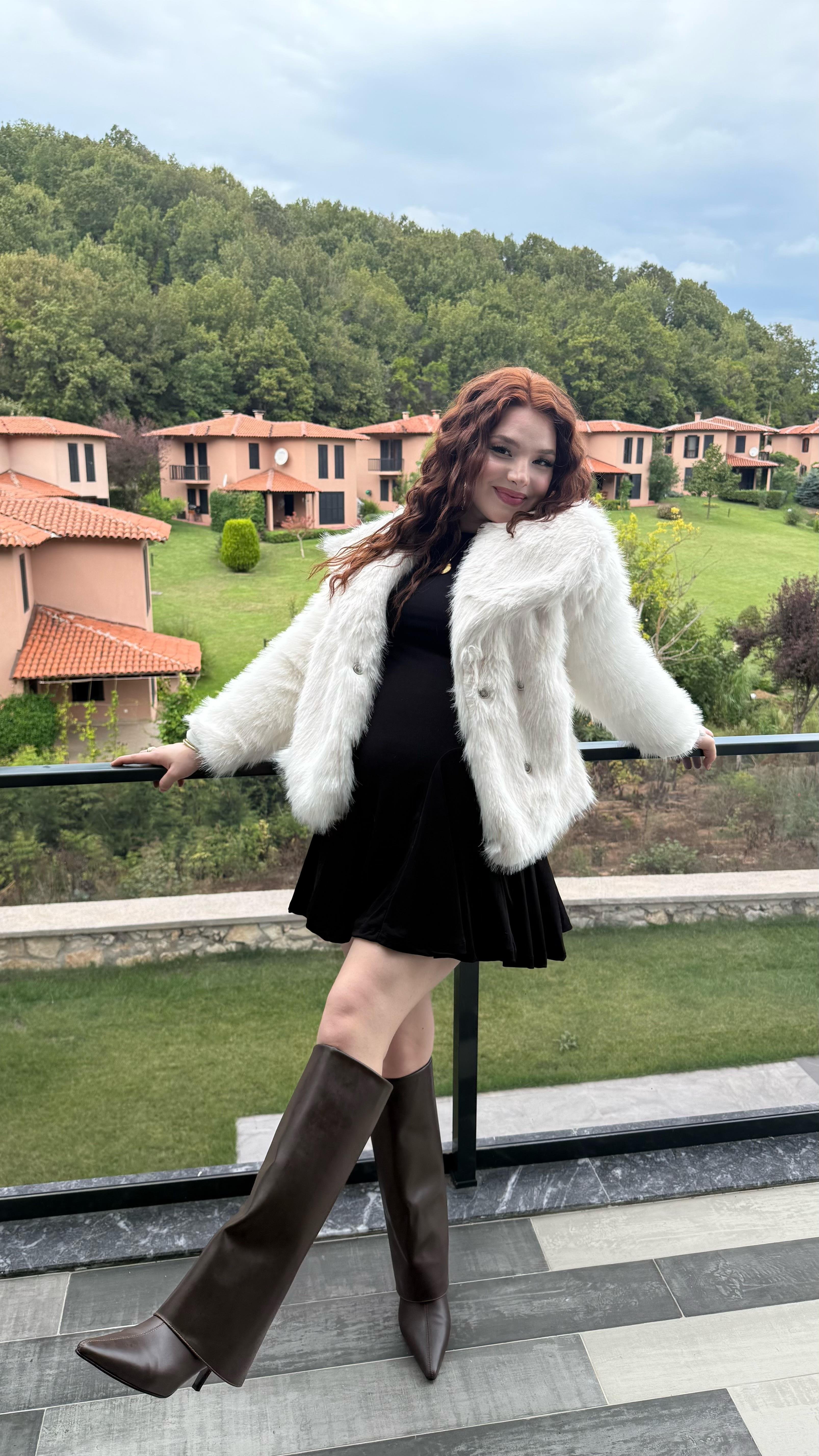 Şal Yaka Oversize Kürk Beyaz