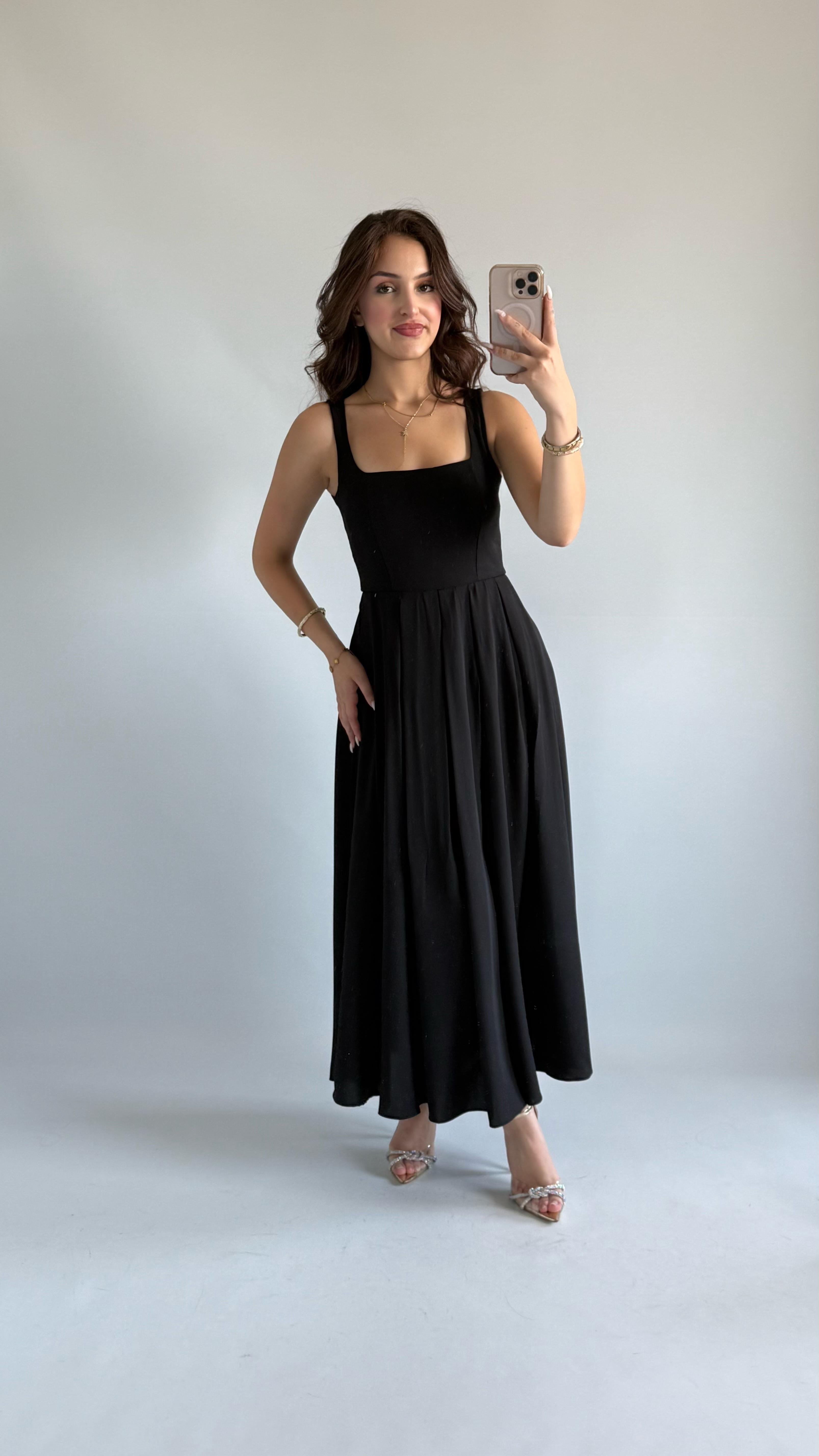 Samira Kare Yaka Elbise Siyah 