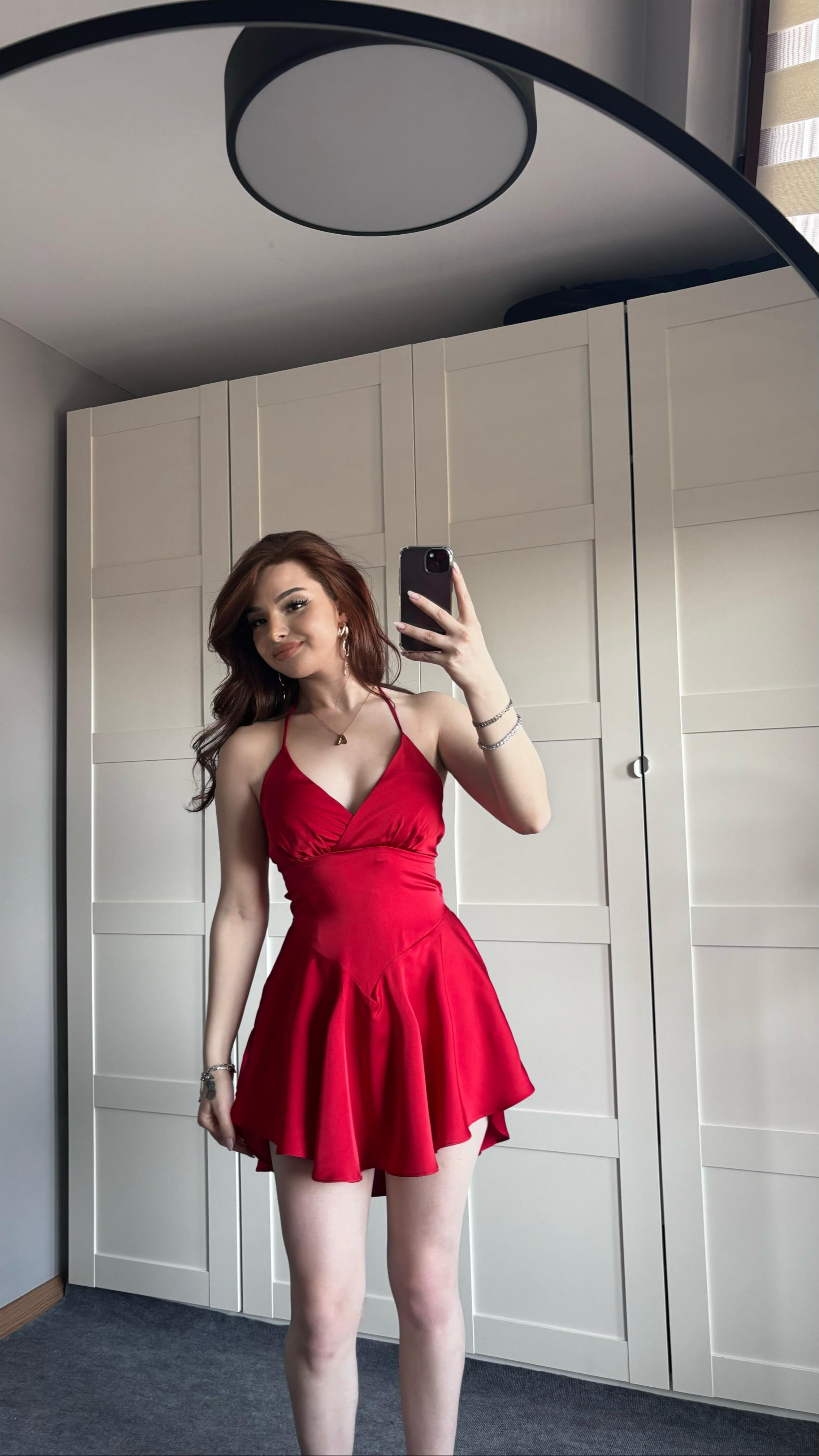 Saten Romantik Elbise Kırmızı