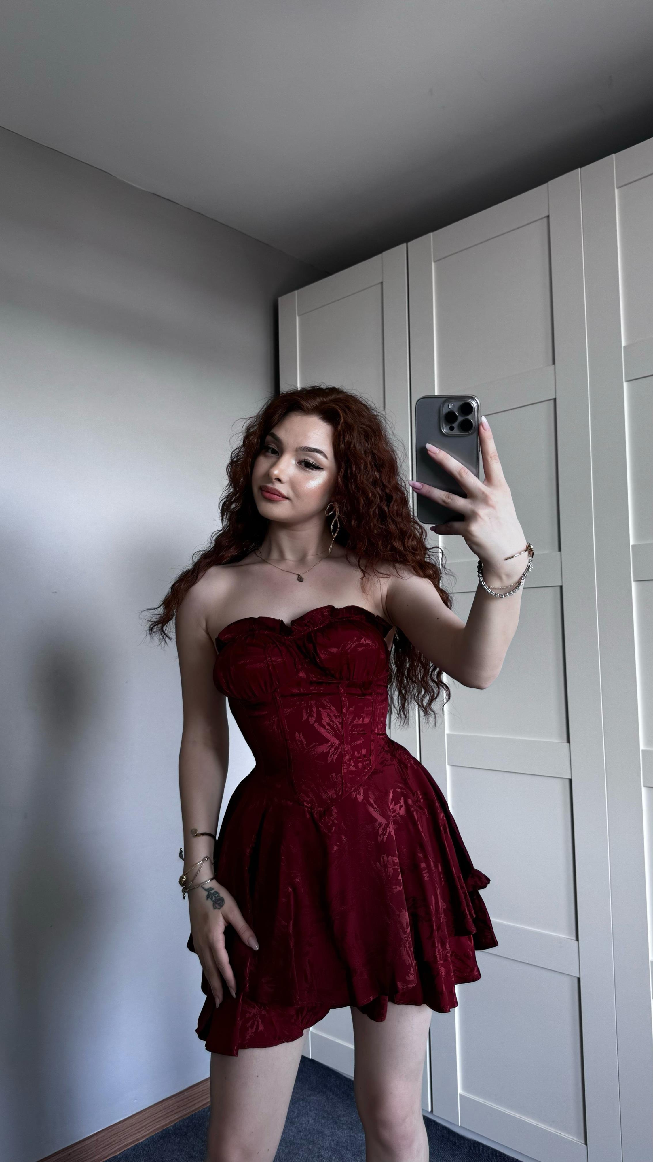 Saten Şortlu Bordo Elbise