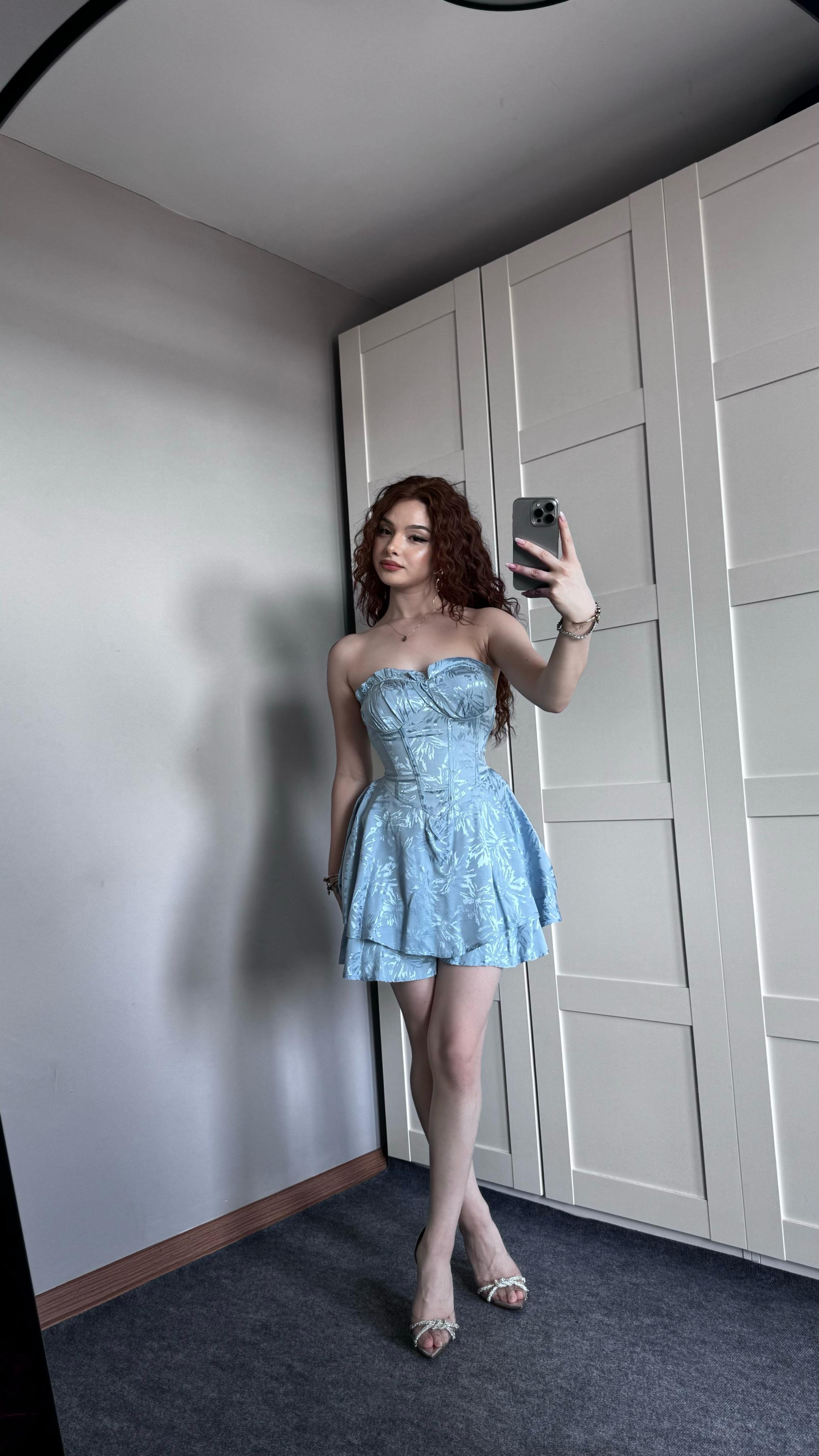 Saten Şortlu Mavi Elbise