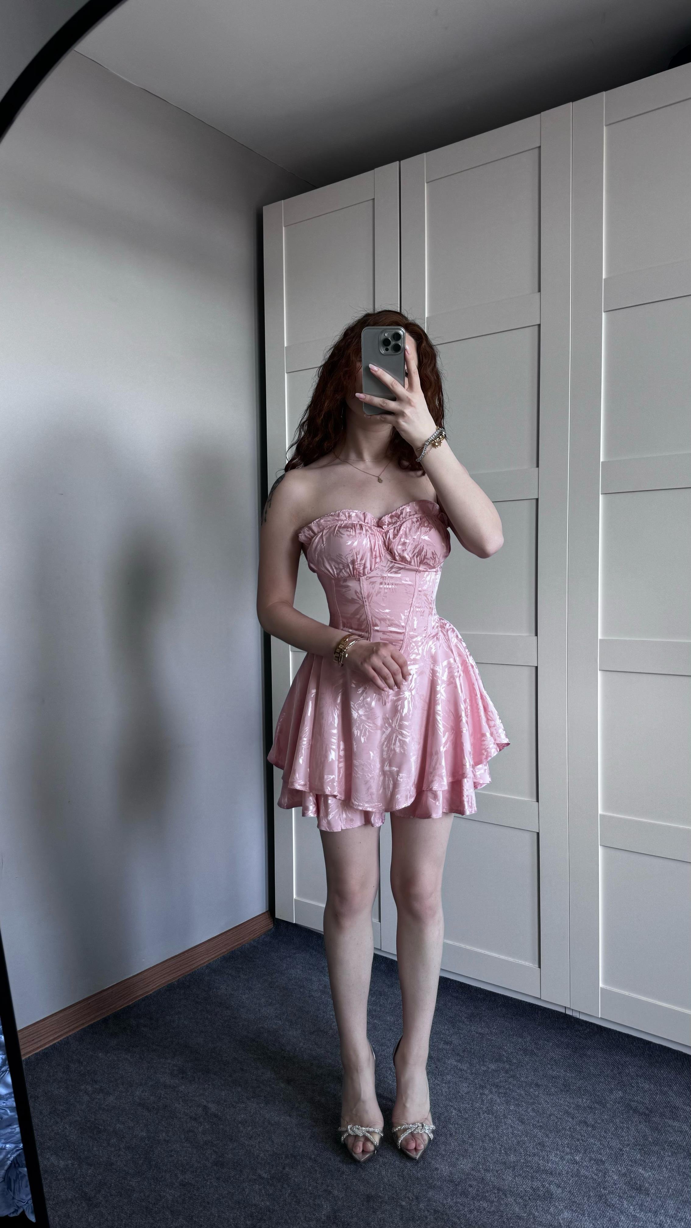 Saten Şortlu Pembe Elbise