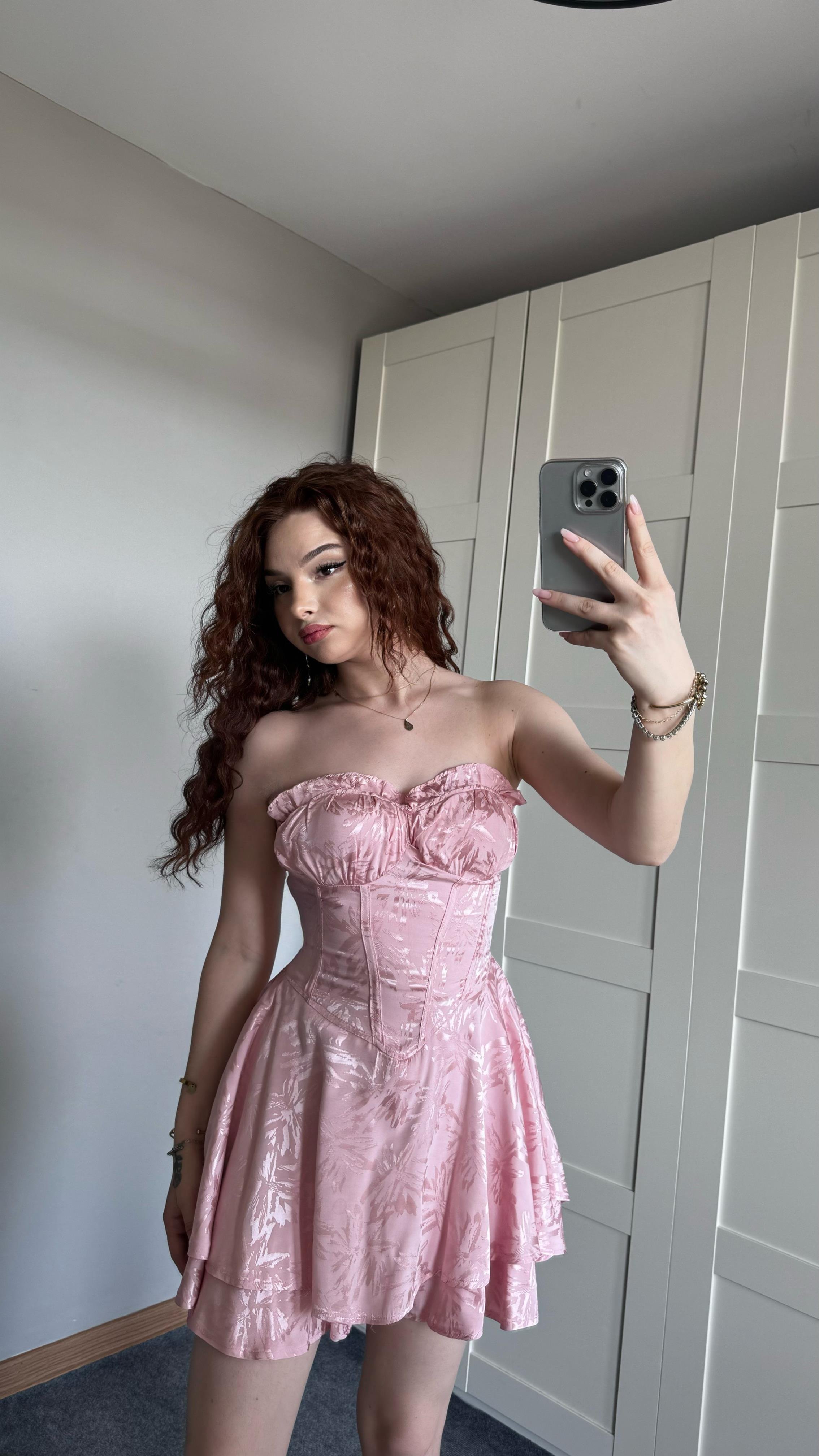 Saten Şortlu Pembe Elbise