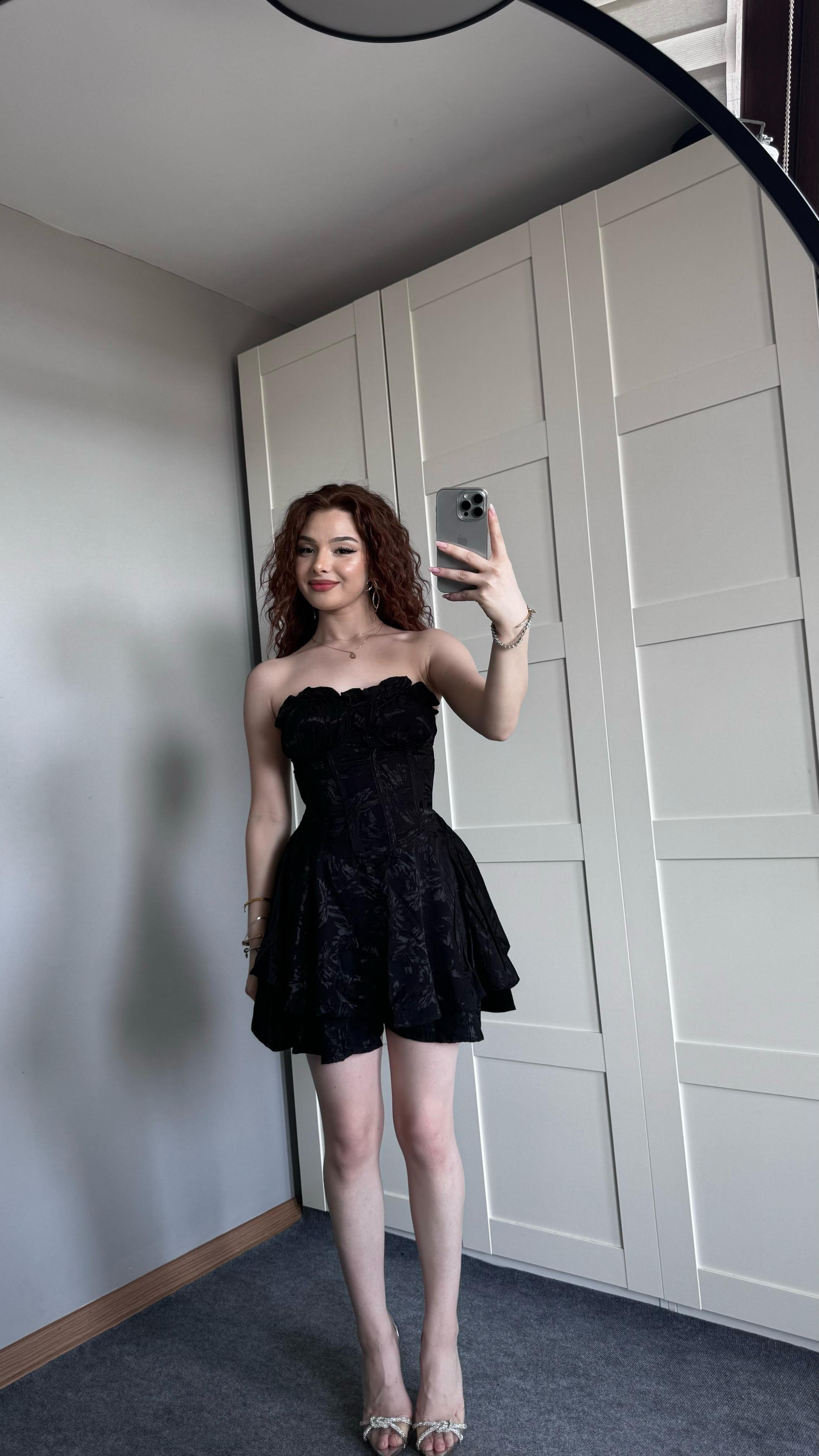 Saten Şortlu Siyah Elbise