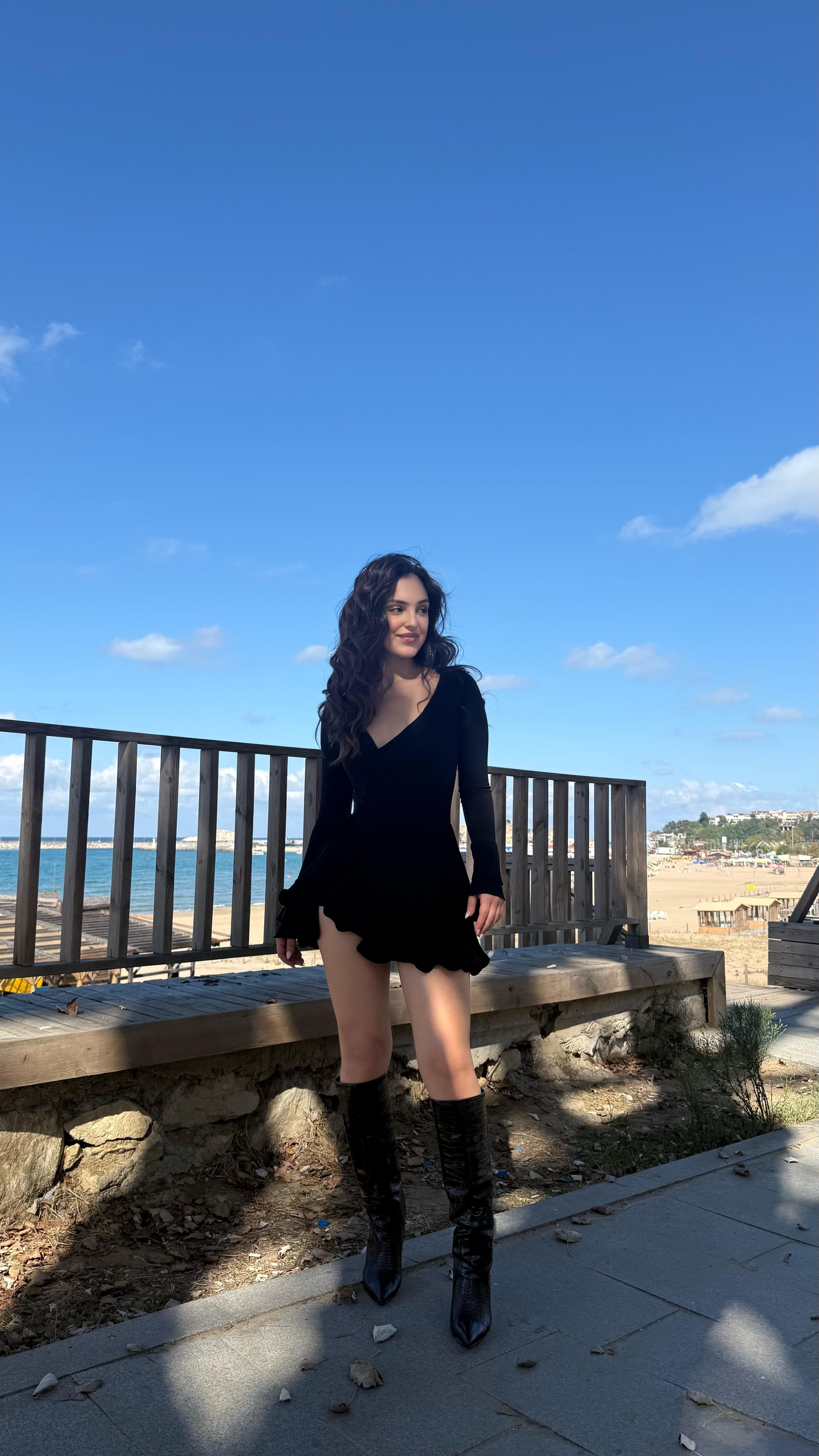 Scarlet Mini Sandy Şortlu Elbise Siyah