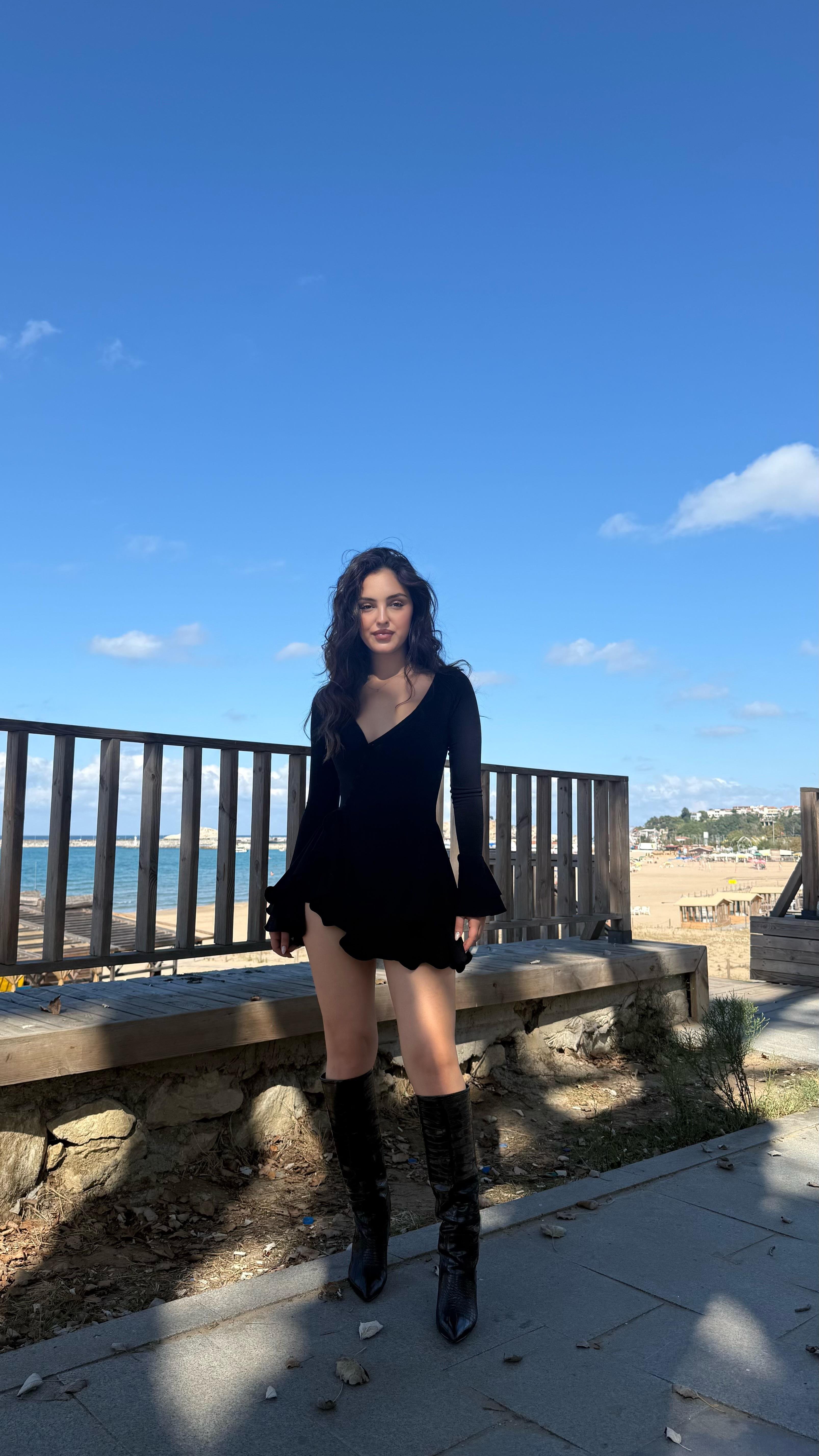 Scarlet Mini Sandy Şortlu Elbise Siyah