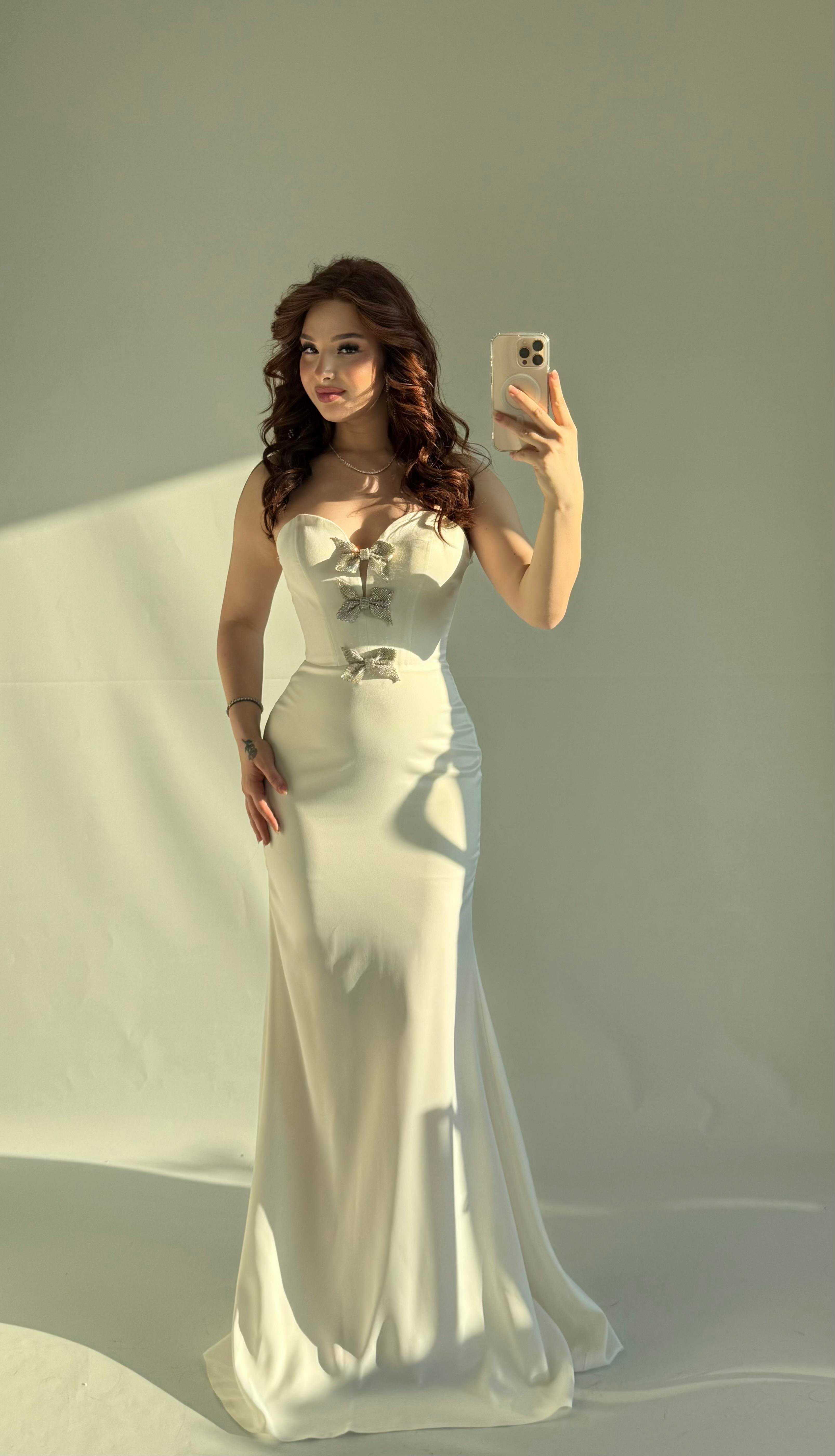 Selena Taşlı Fiyonk Abiye Beyaz