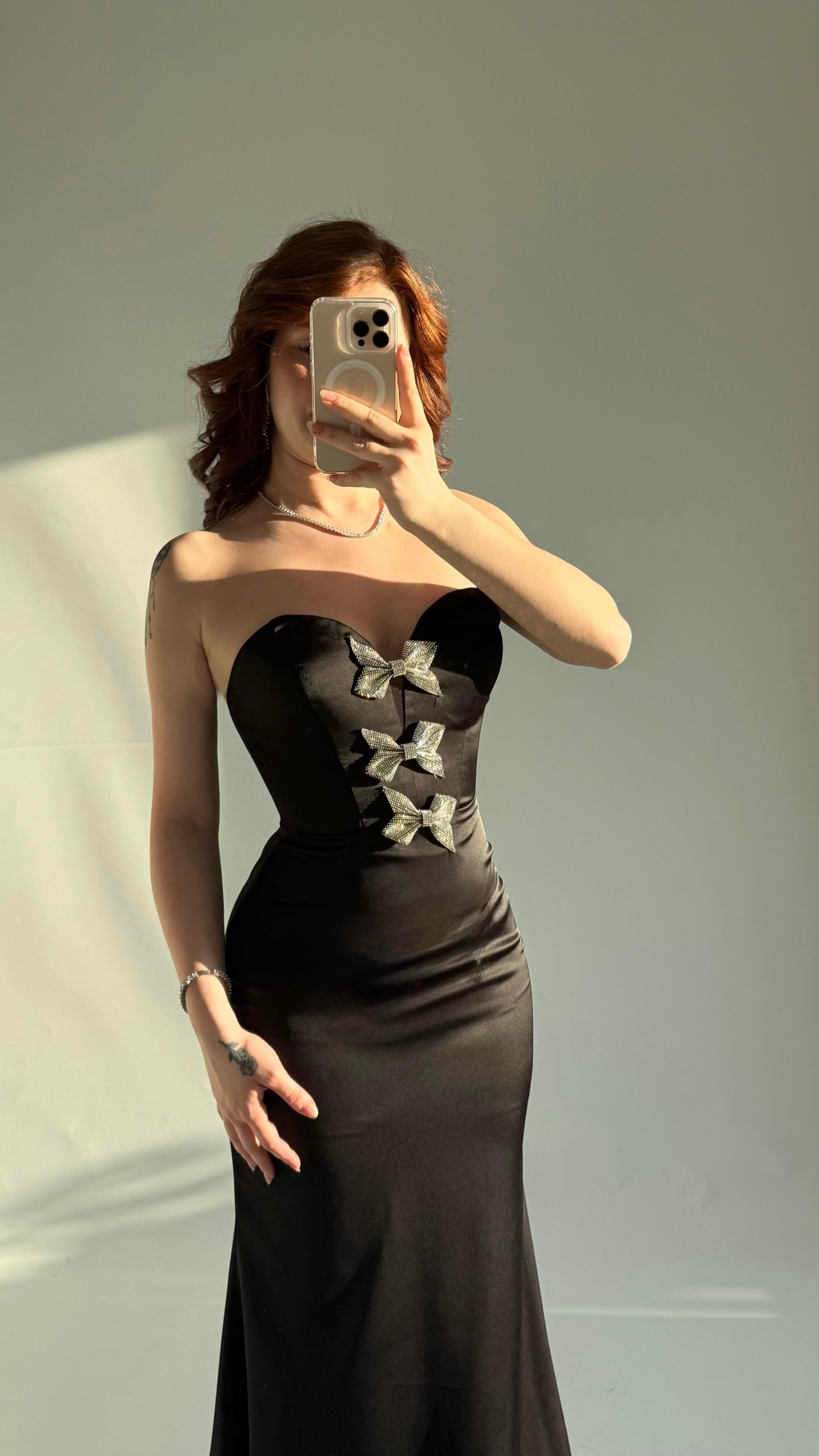 Selena Taşlı Fiyonk Abiye Siyah