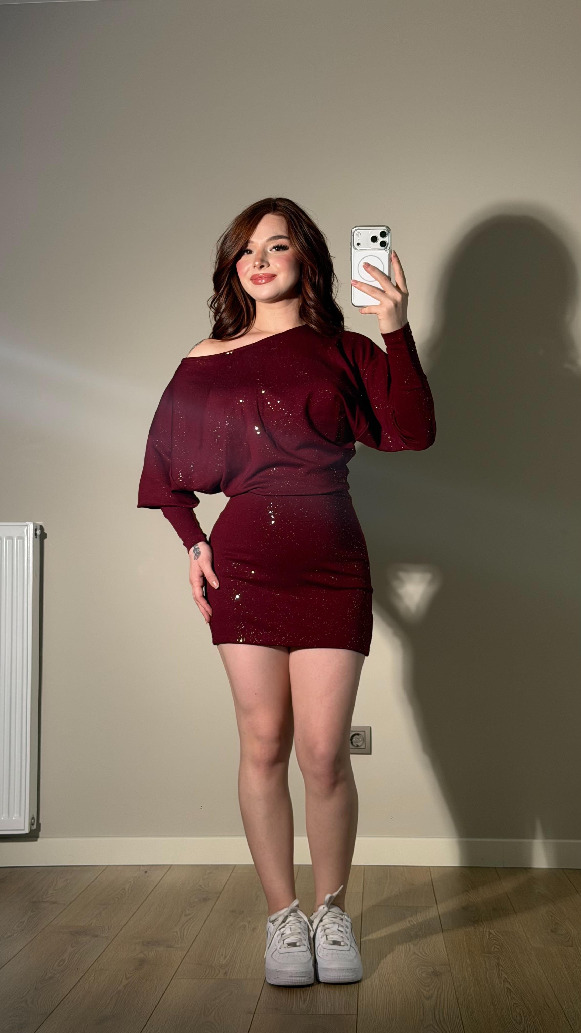 Simli Düşük Omuz Mini Elbise Bordo