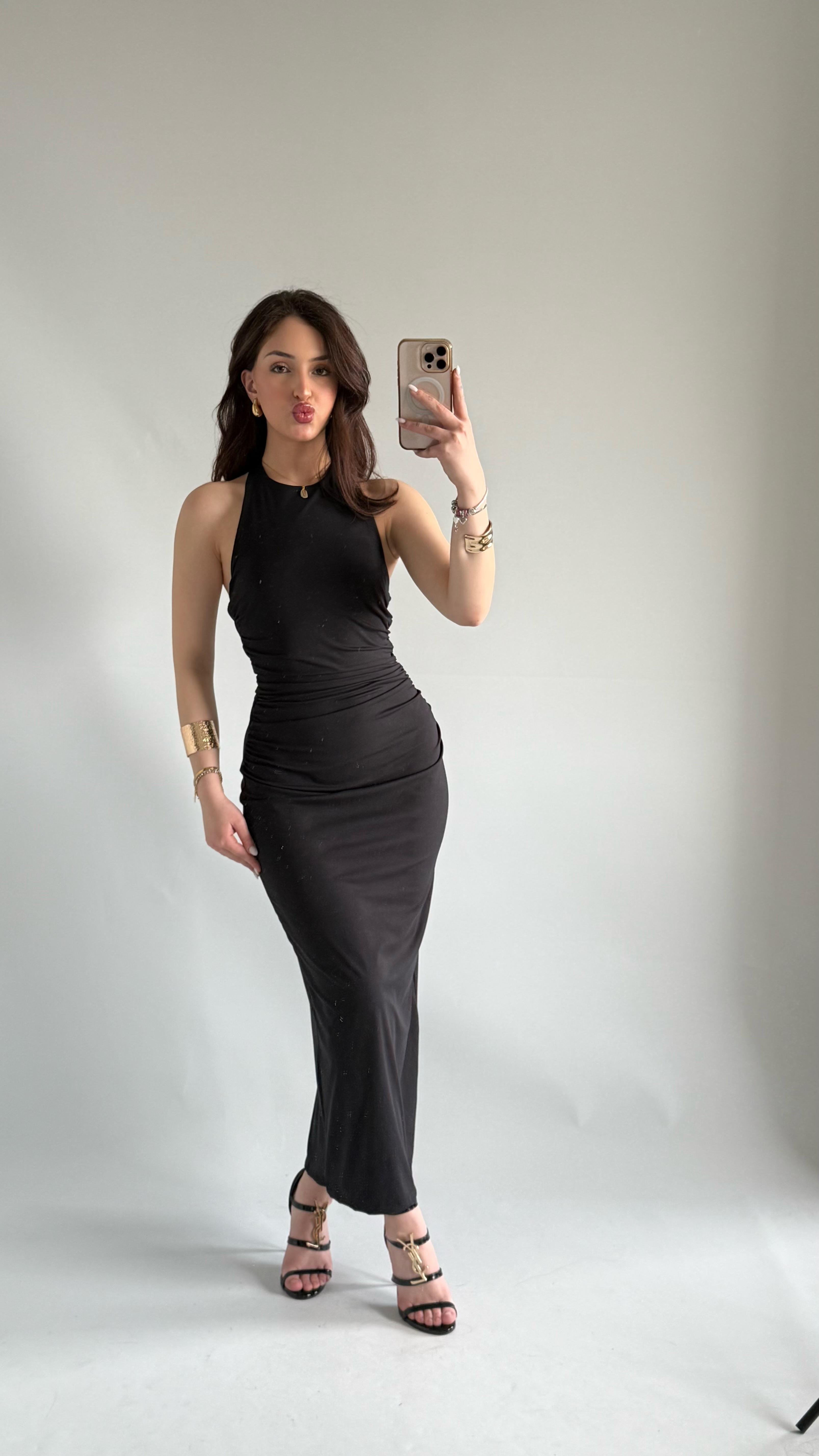 Sırt Dekolte Büzgü Model Elbise Siyah