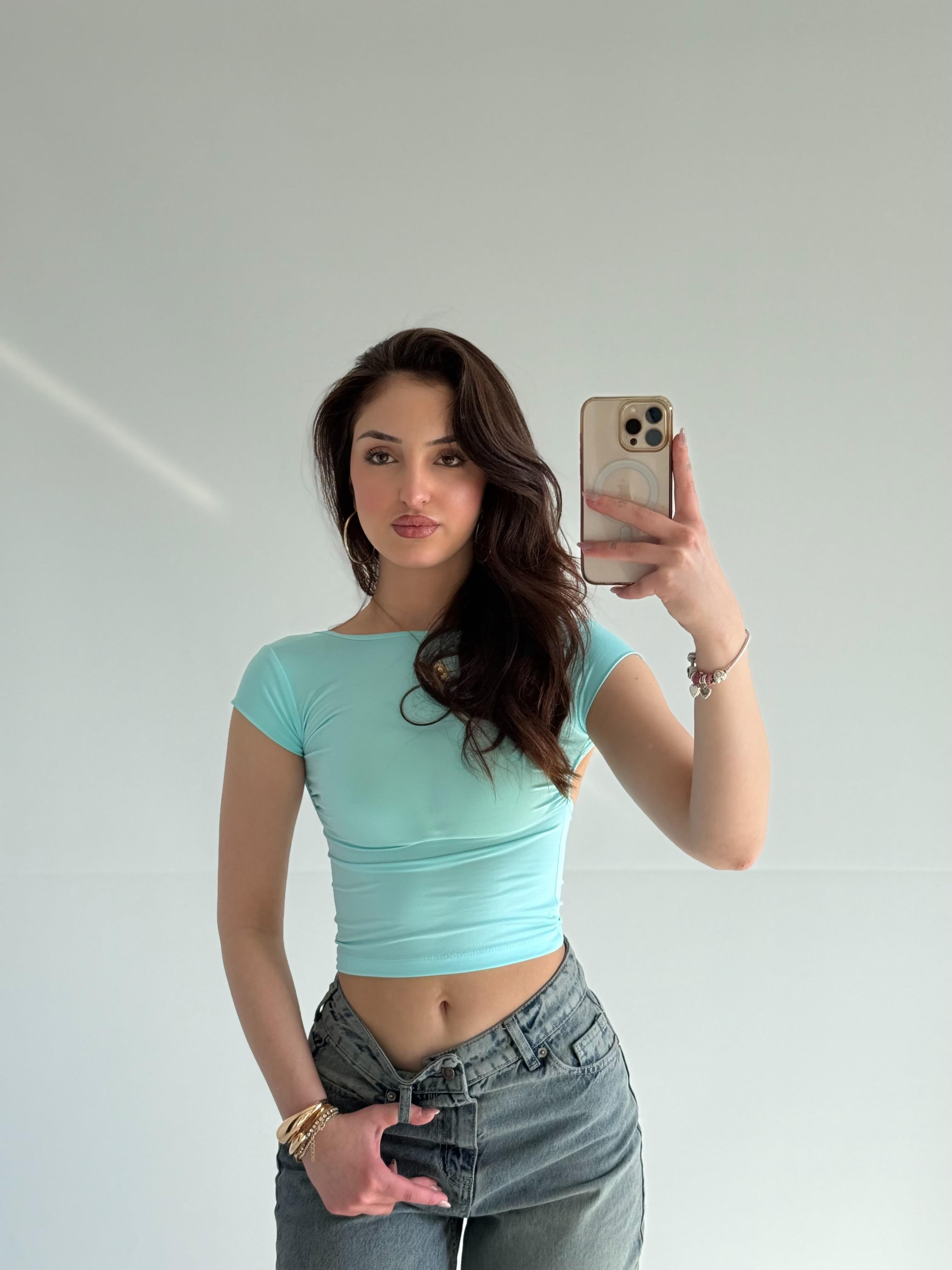 Sırtı Açık Kısa Kol Crop Bebe Mavisi