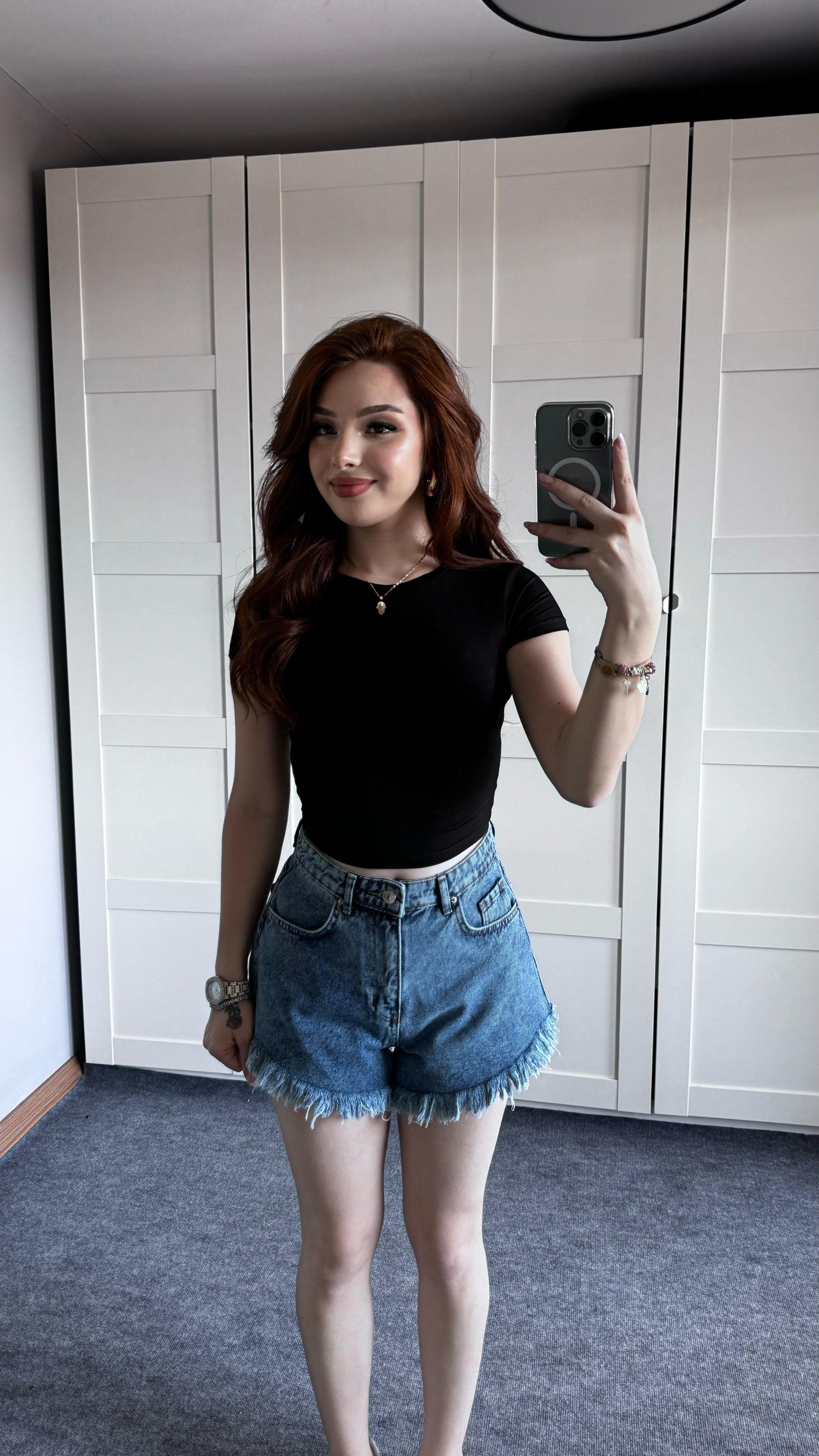 Siyah Sandy Tişört 