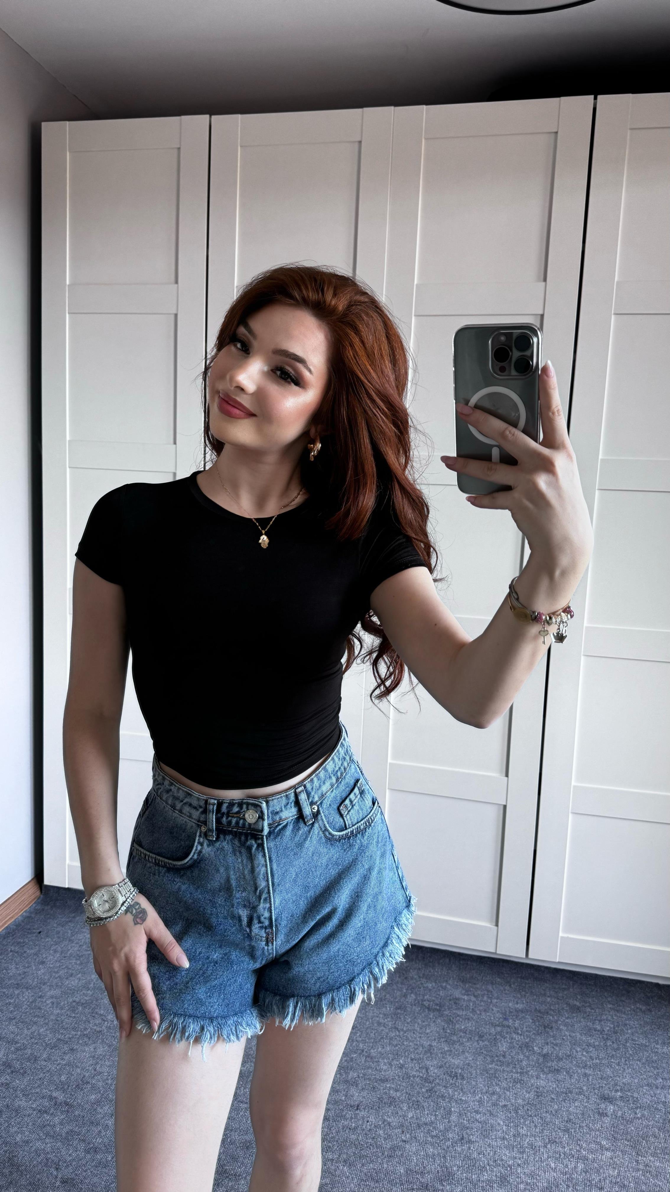 Siyah Sandy Tişört 
