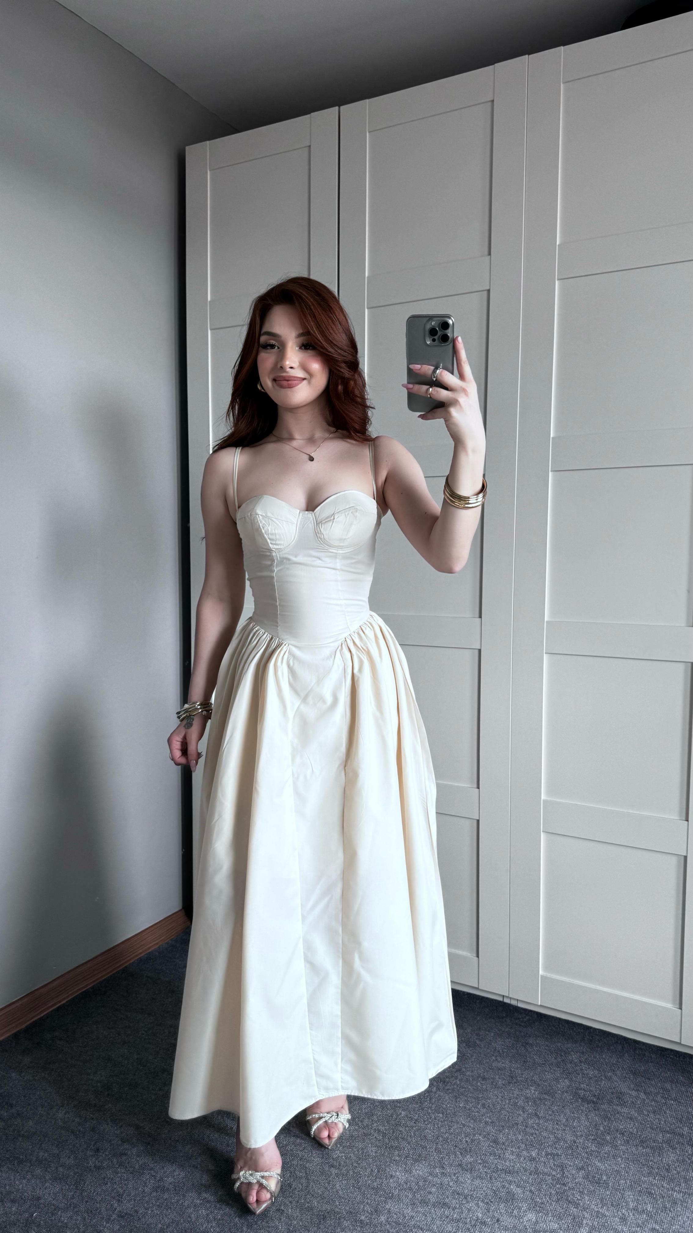Sofia Ekru Elbise