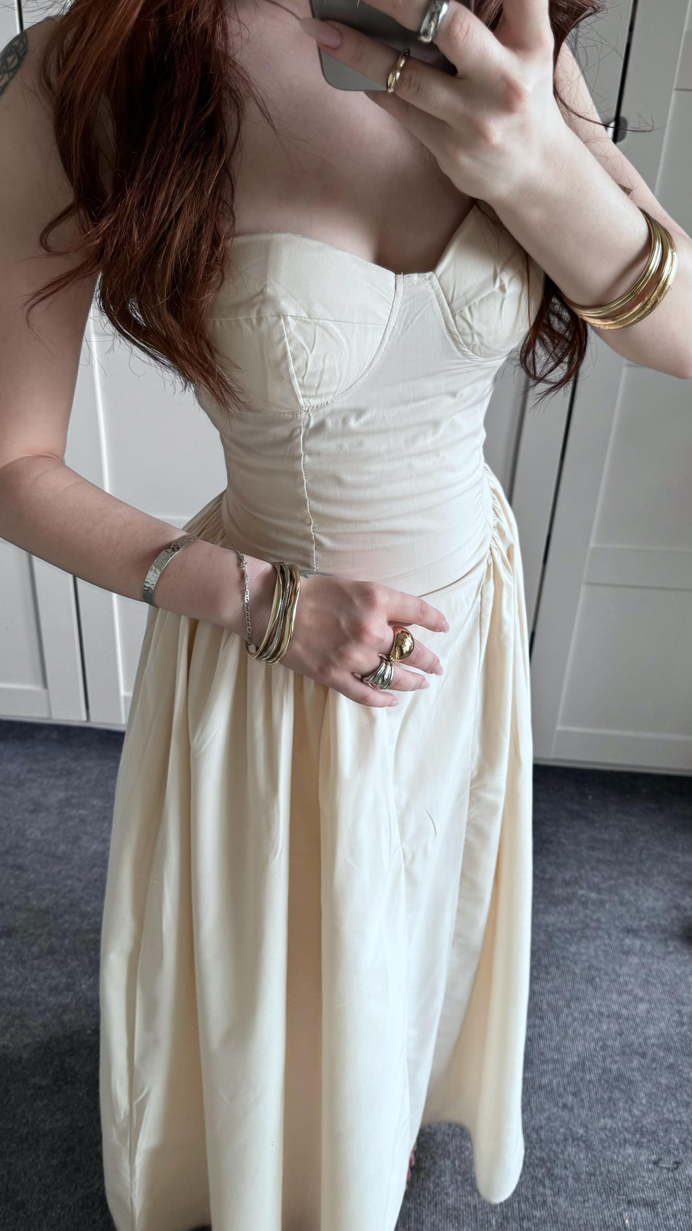 Sofia Ekru Elbise