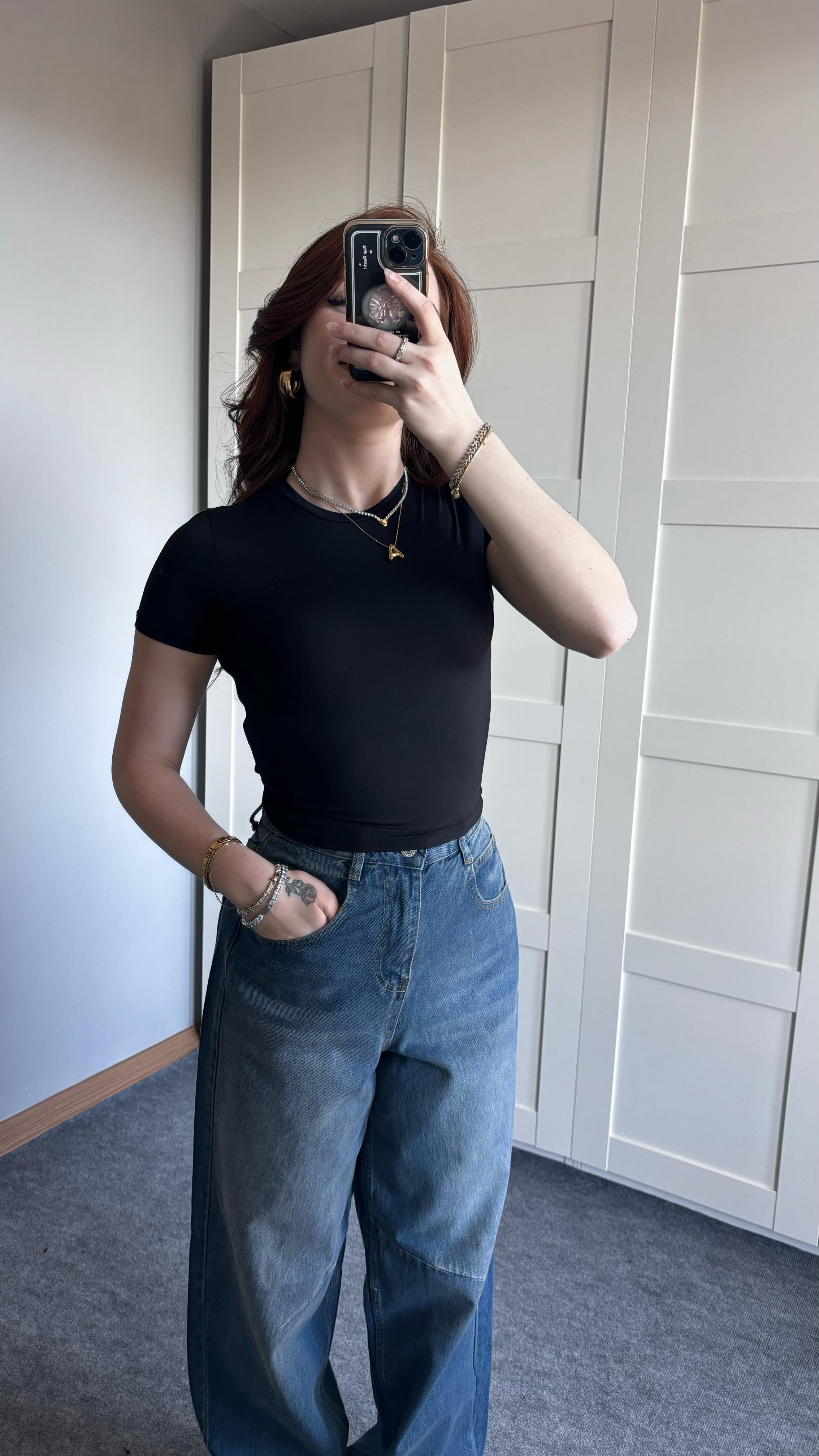 Soft Touch Siyah Tişört