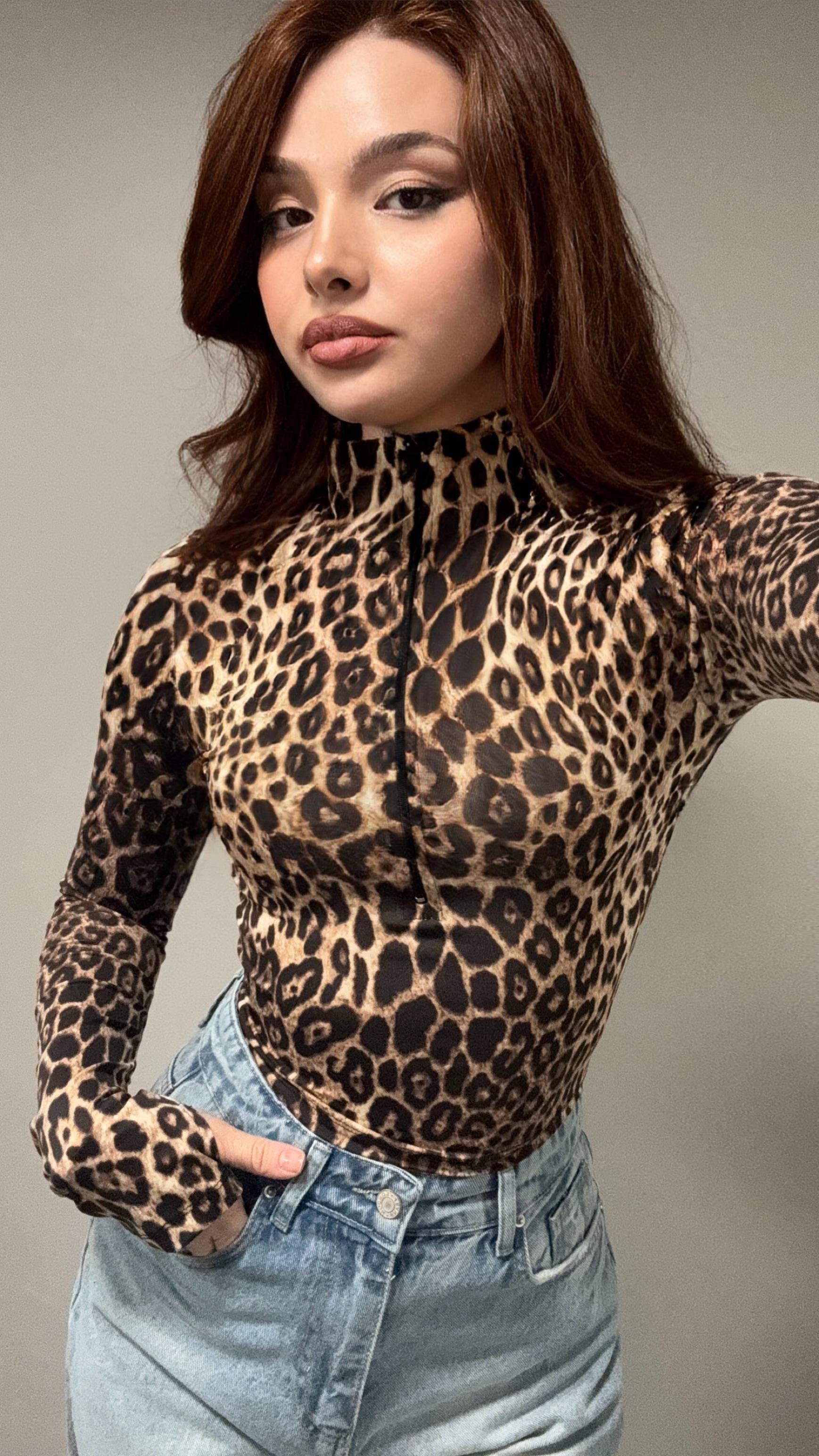 Sport Fermuarlı El Detaylı Bluz Leopar