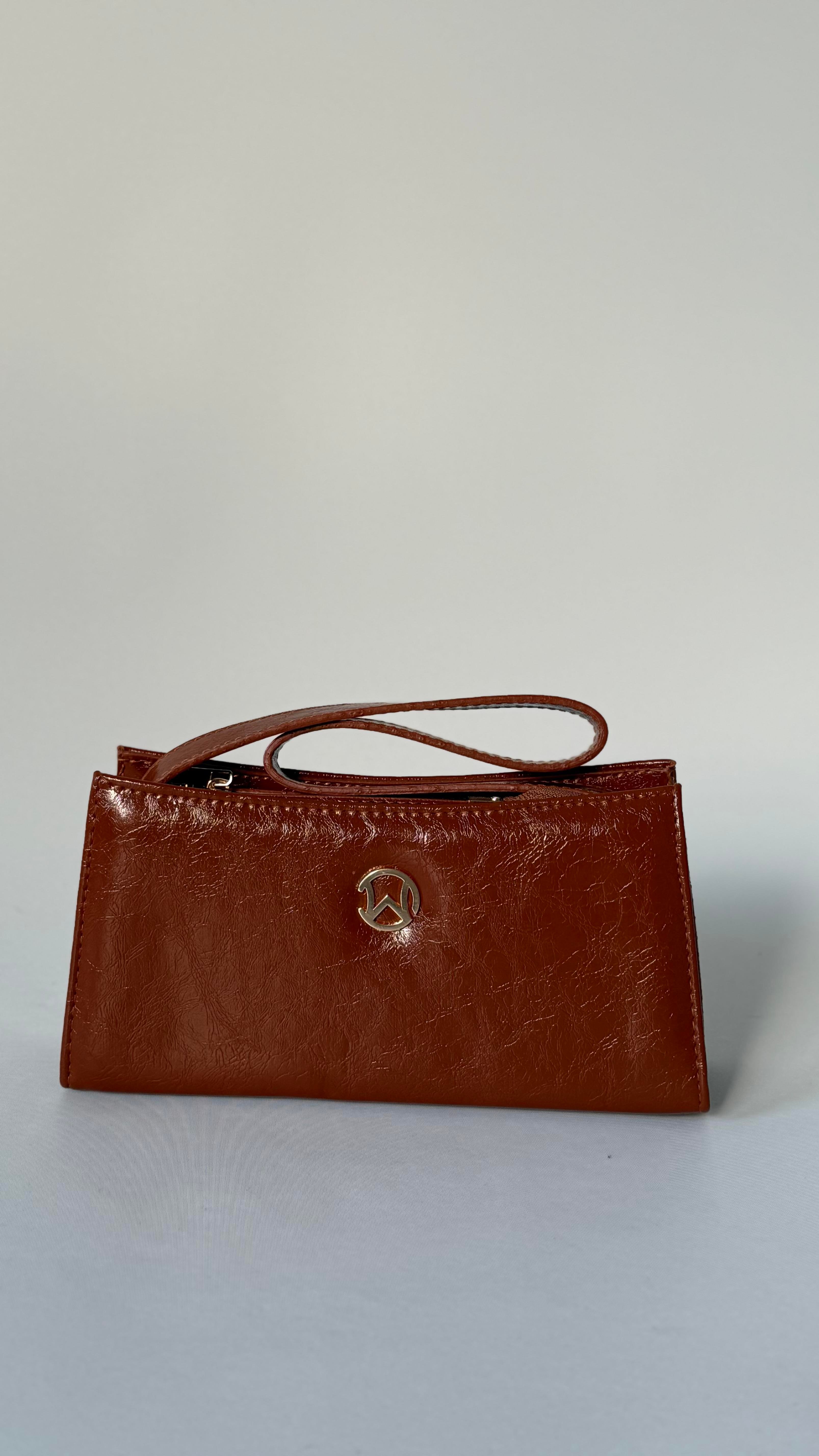 Stay Evil Deri Çanta Taba