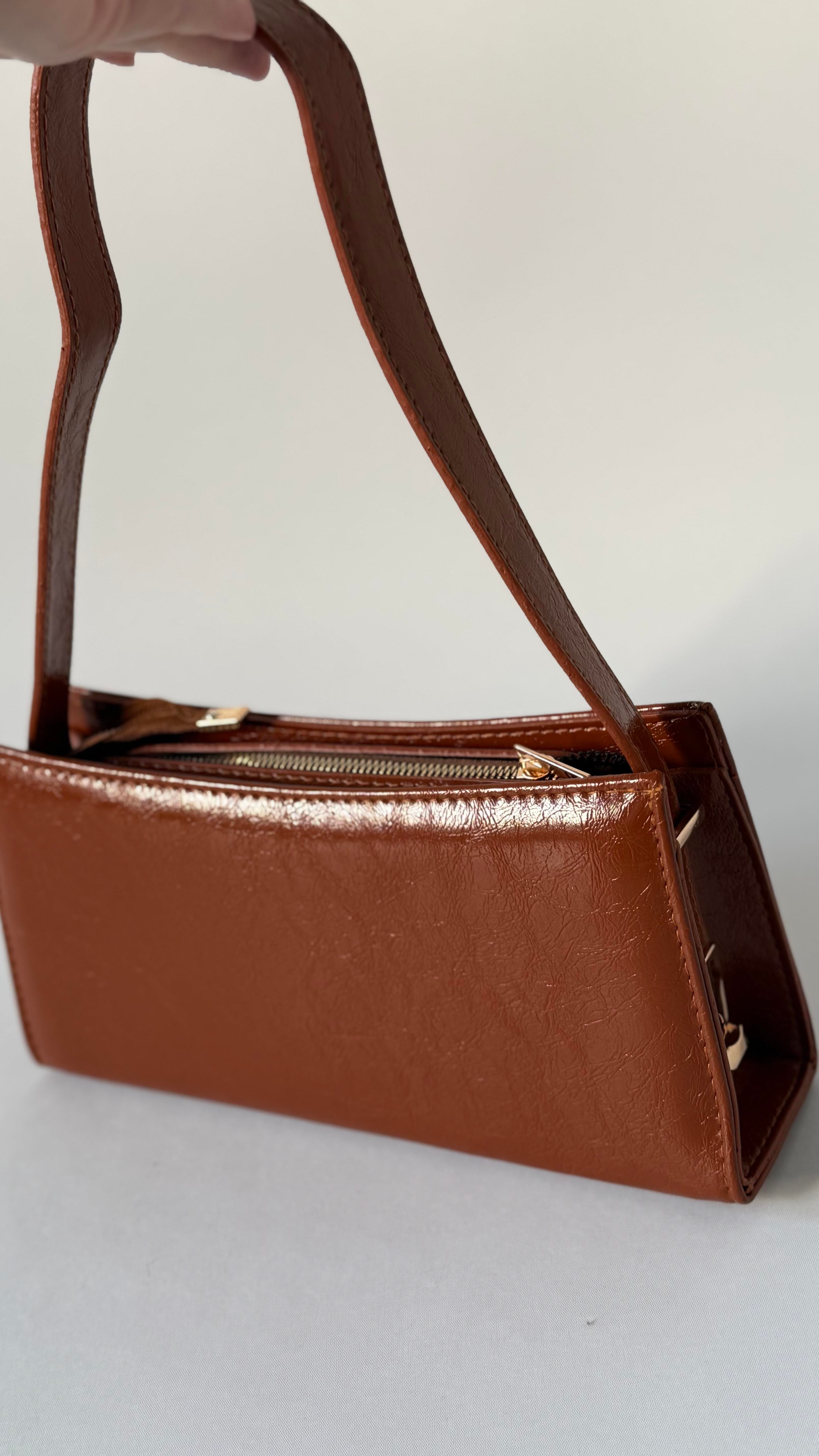 Stay Evil Deri Çanta Taba