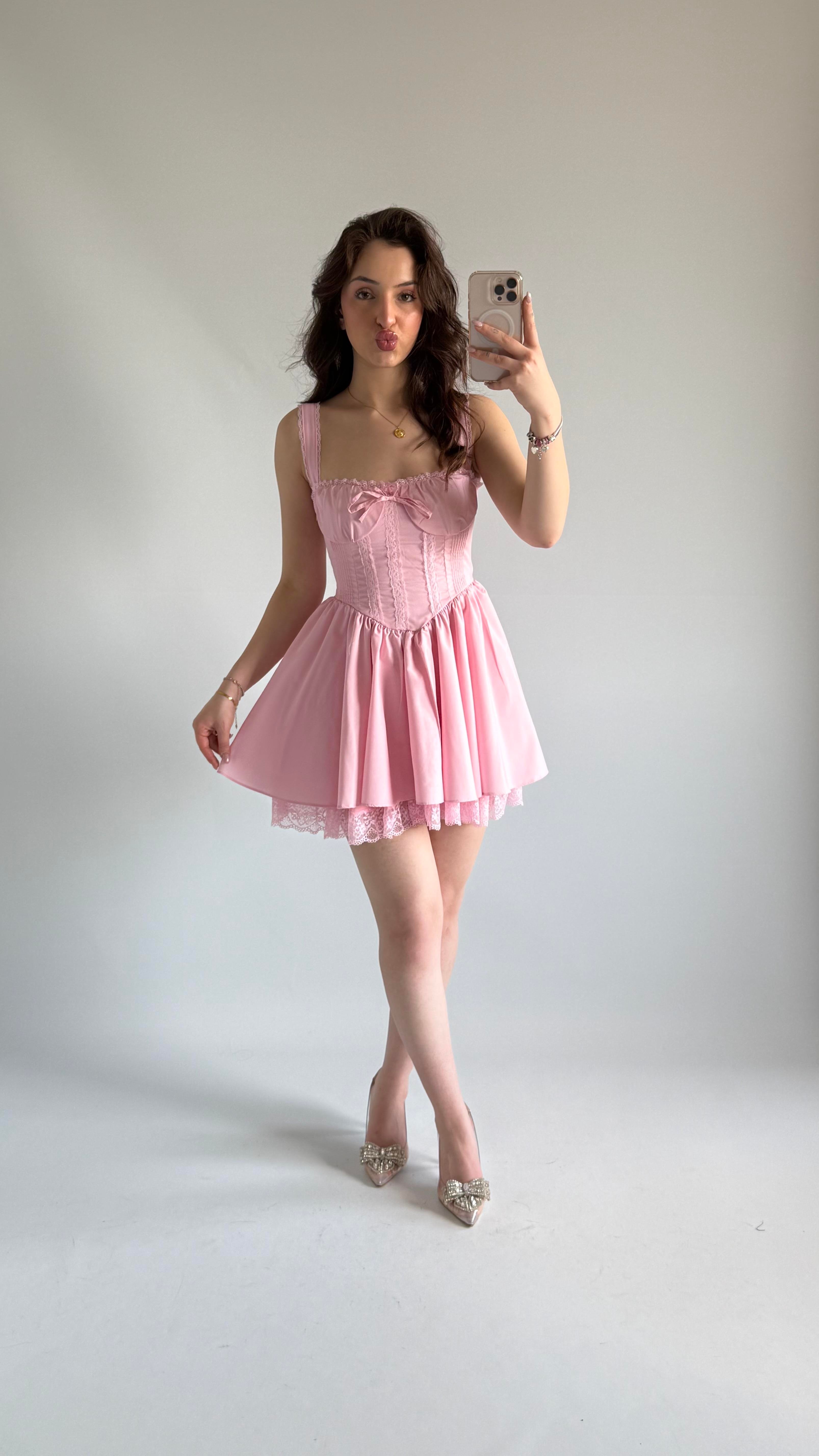 Swan Elbise Pembe