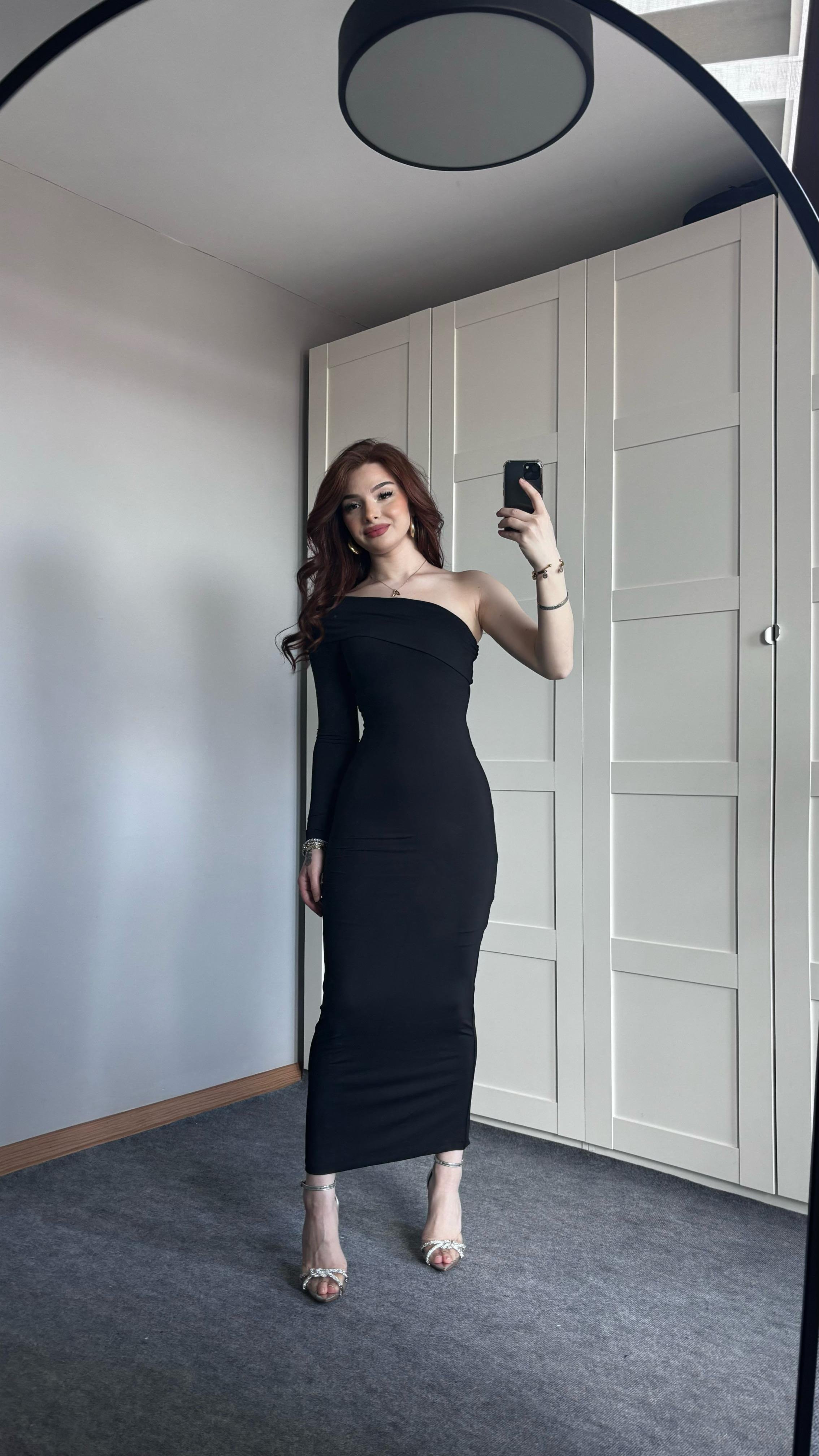 Tek Kol Uzun Madonna Elbise Siyah