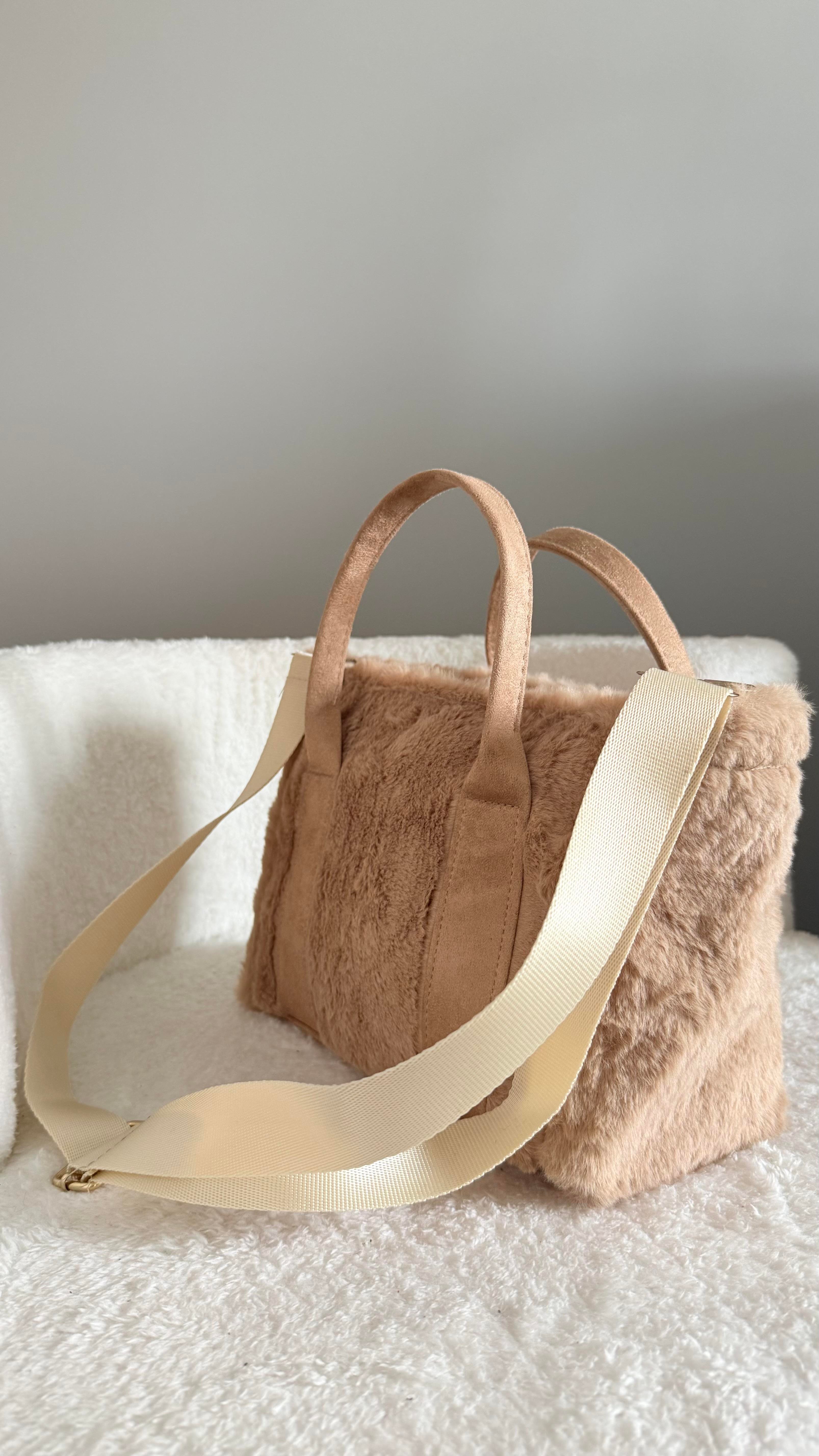 Tote Peluşlu Çanta Bej