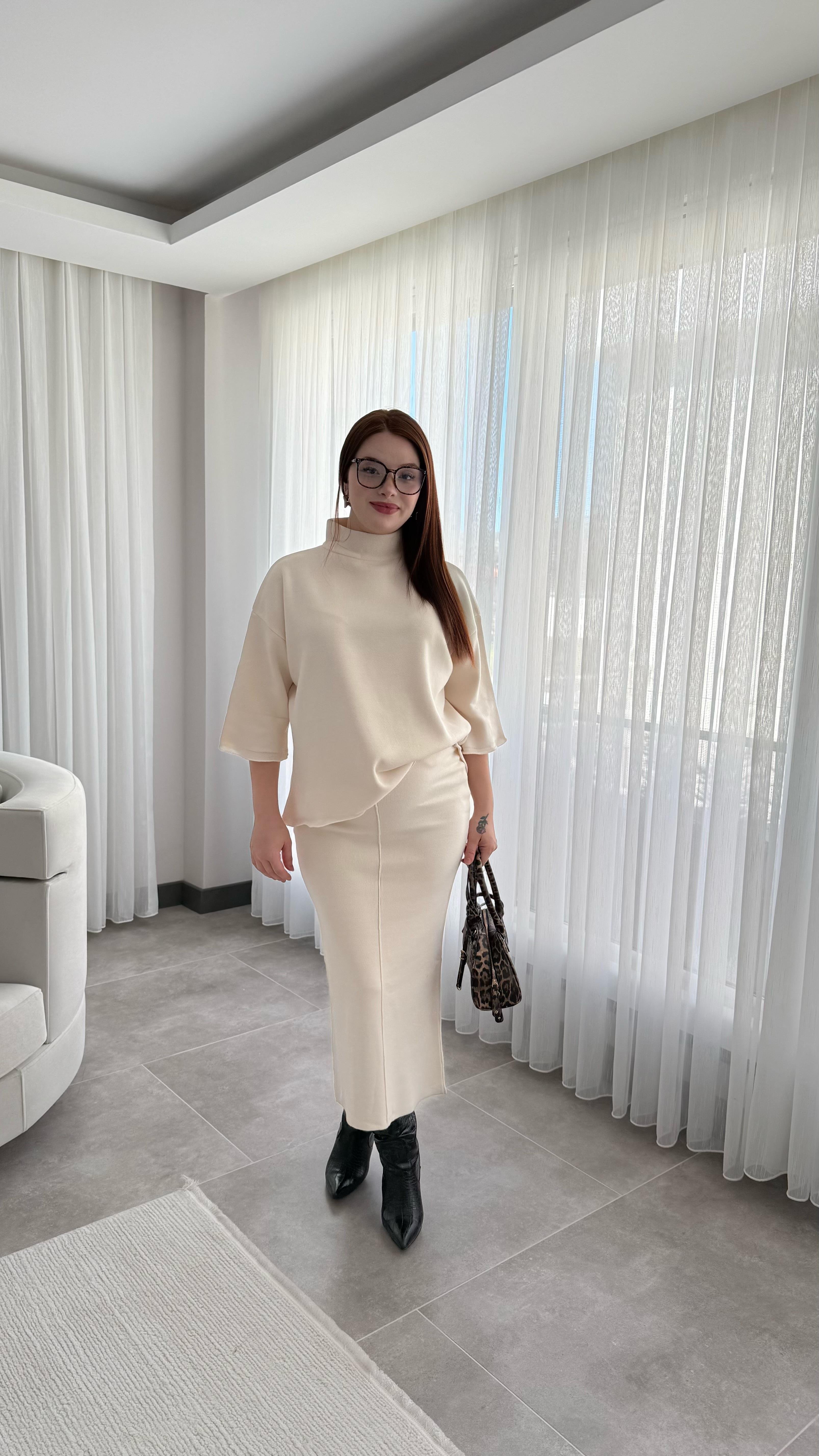 Triko Kalem Etek Takım Bej