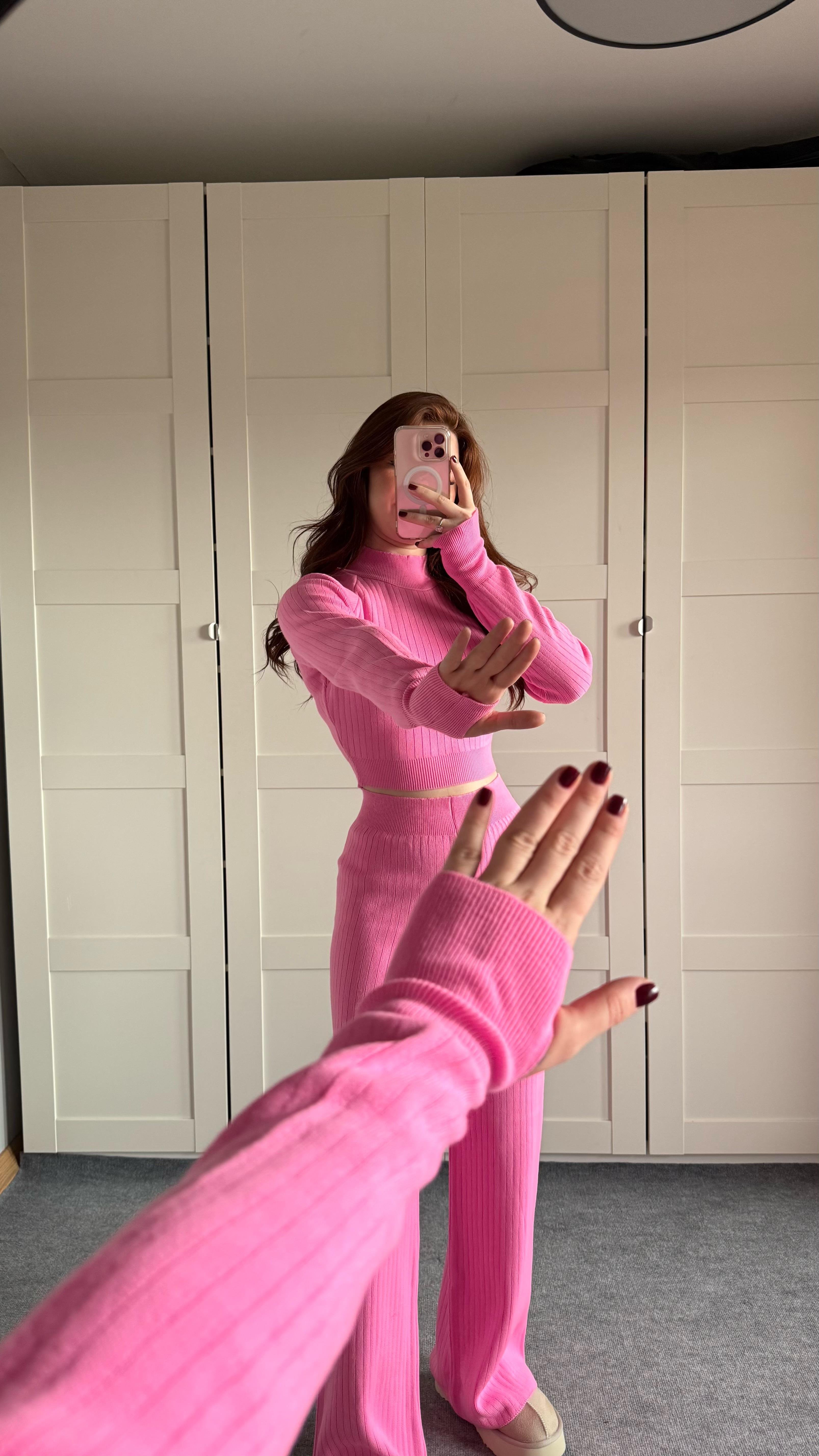 Triko Parmak Geçirmeli Takım Pembe