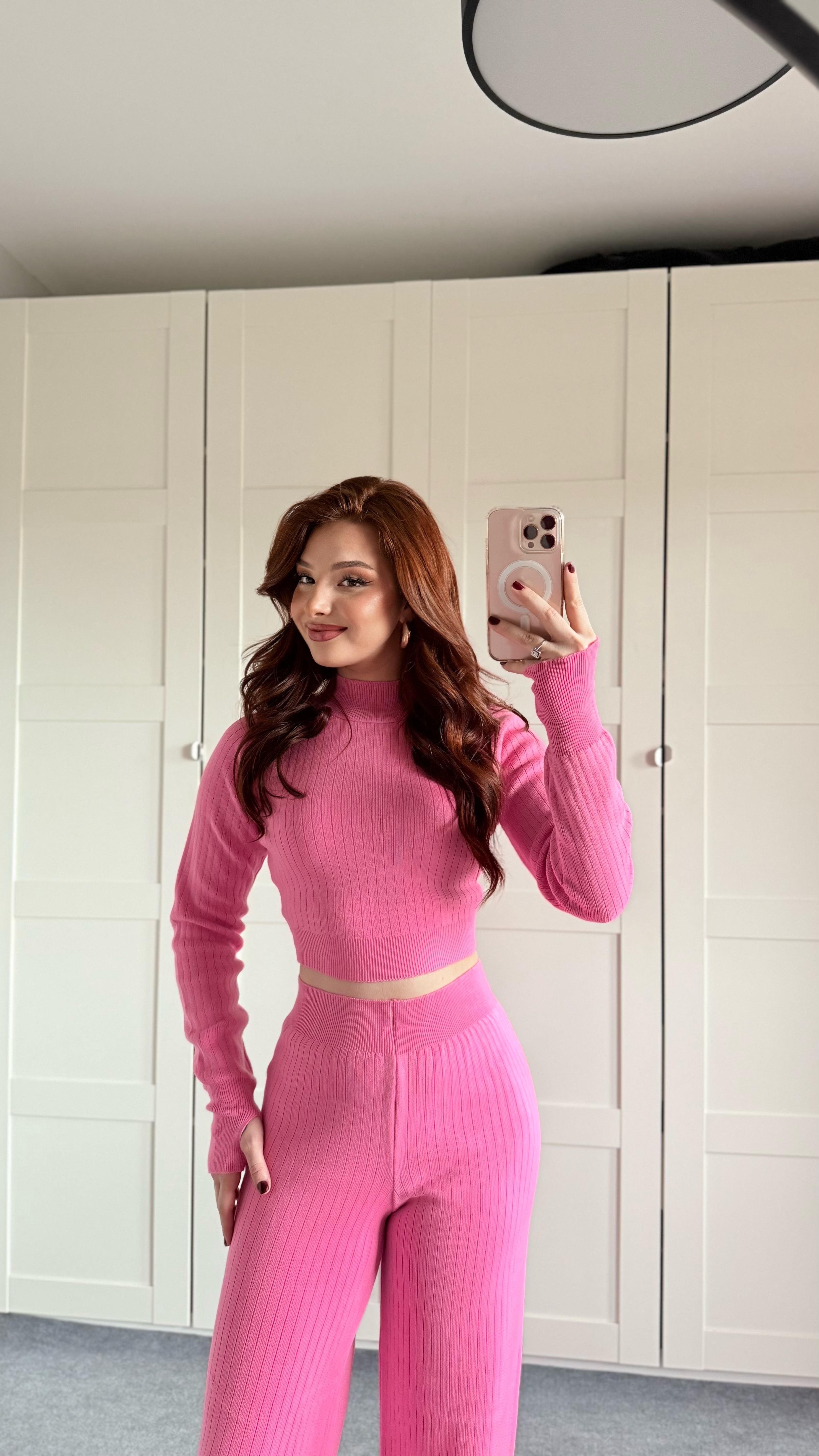 Triko Parmak Geçirmeli Takım Pembe