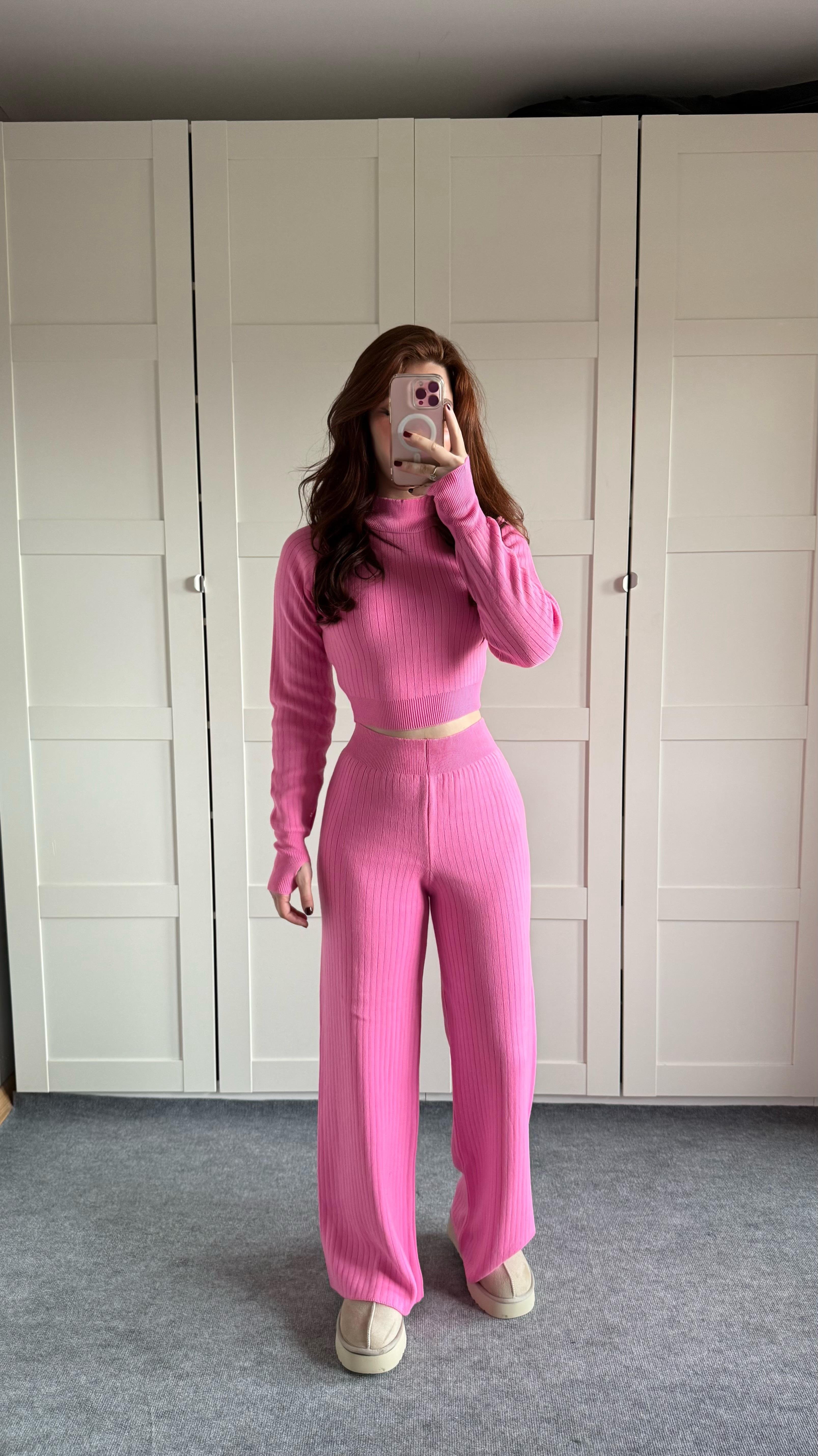 Triko Parmak Geçirmeli Takım Pembe