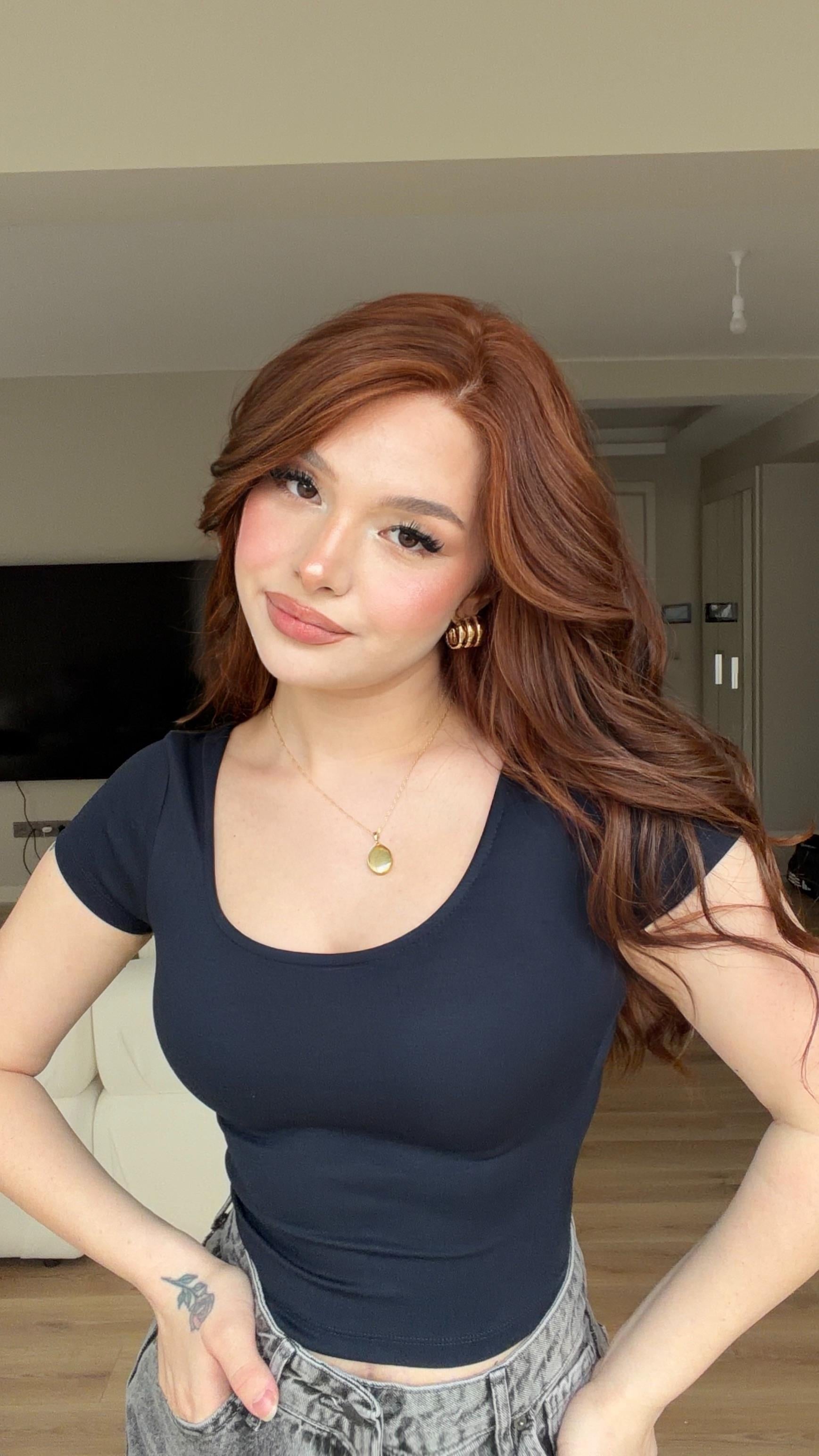 U Yaka Basıc Crop Lacivert