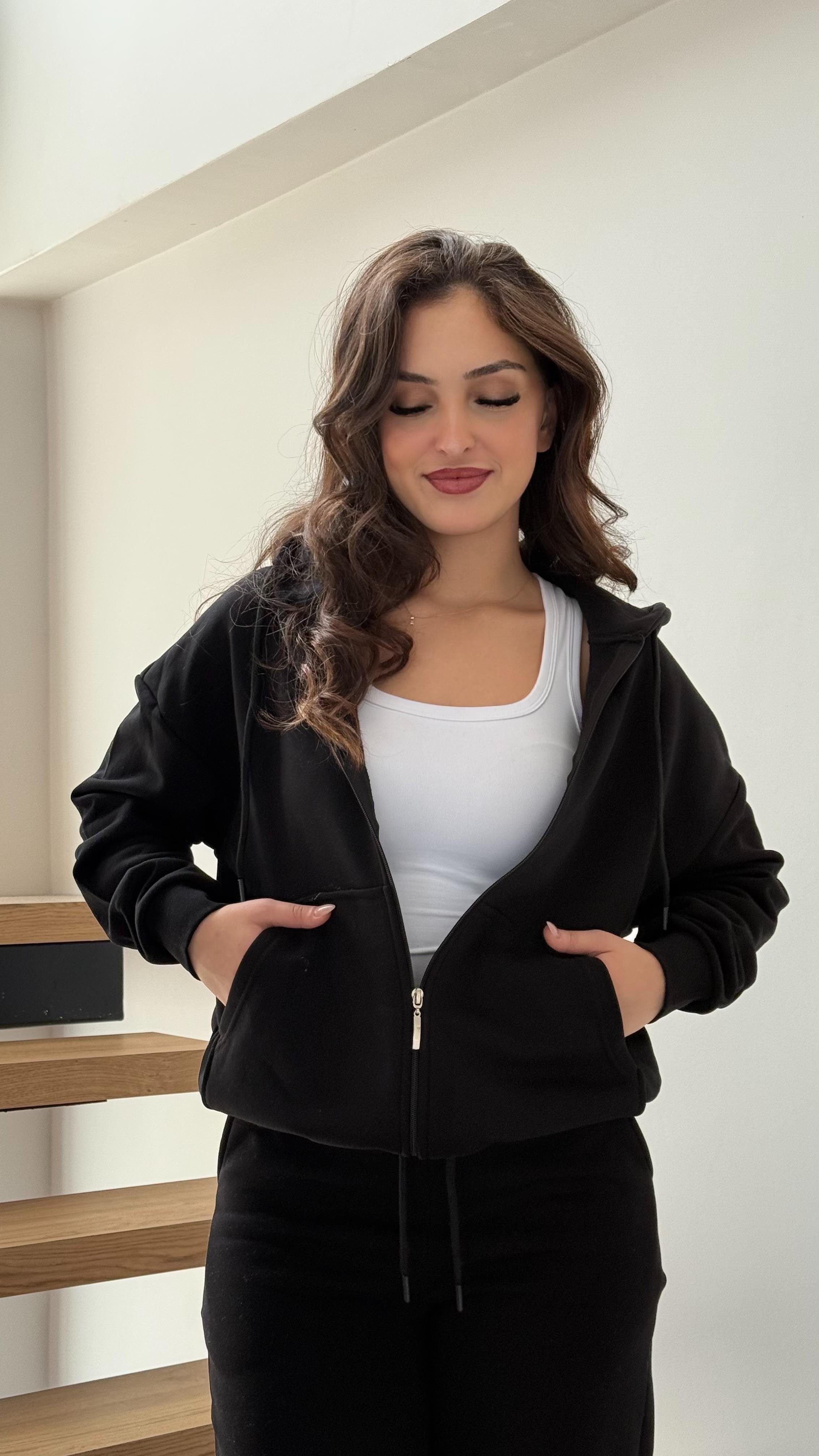 Üç İplik Kapüşonlu Siyah