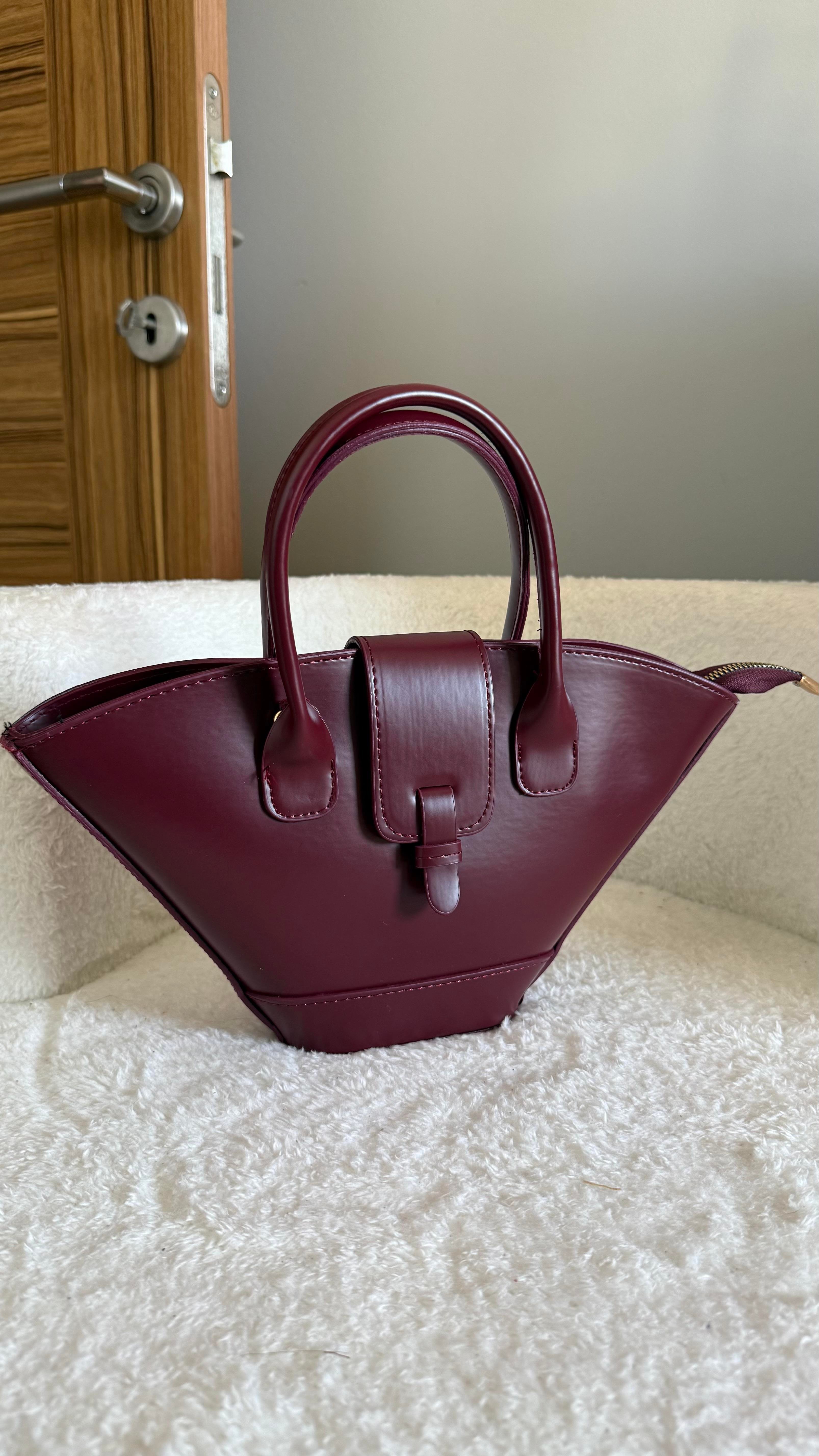 Üçgen Baget Mini Çanta Bordo