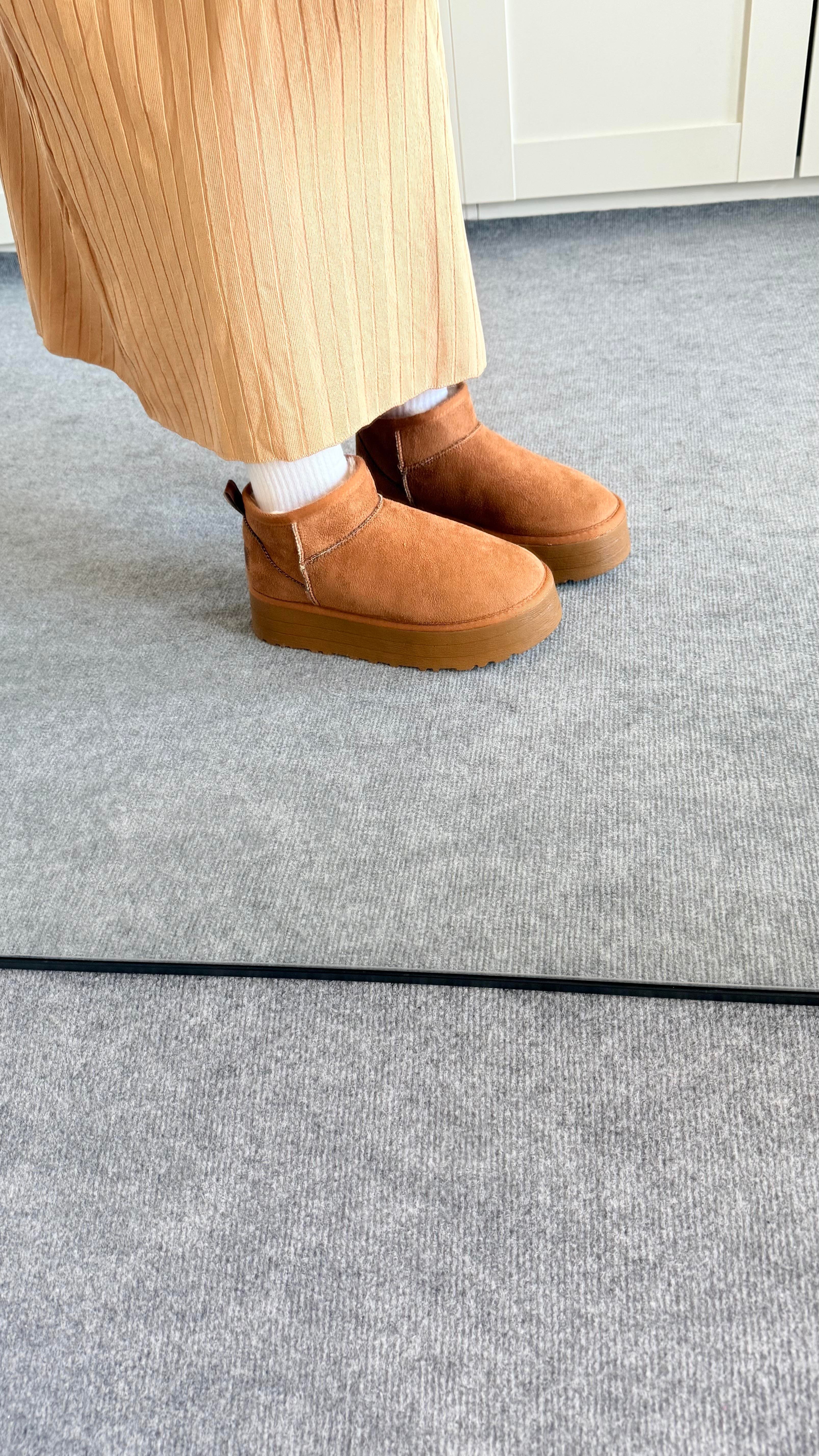 Ugg Bot Uzun Kürklü Taba