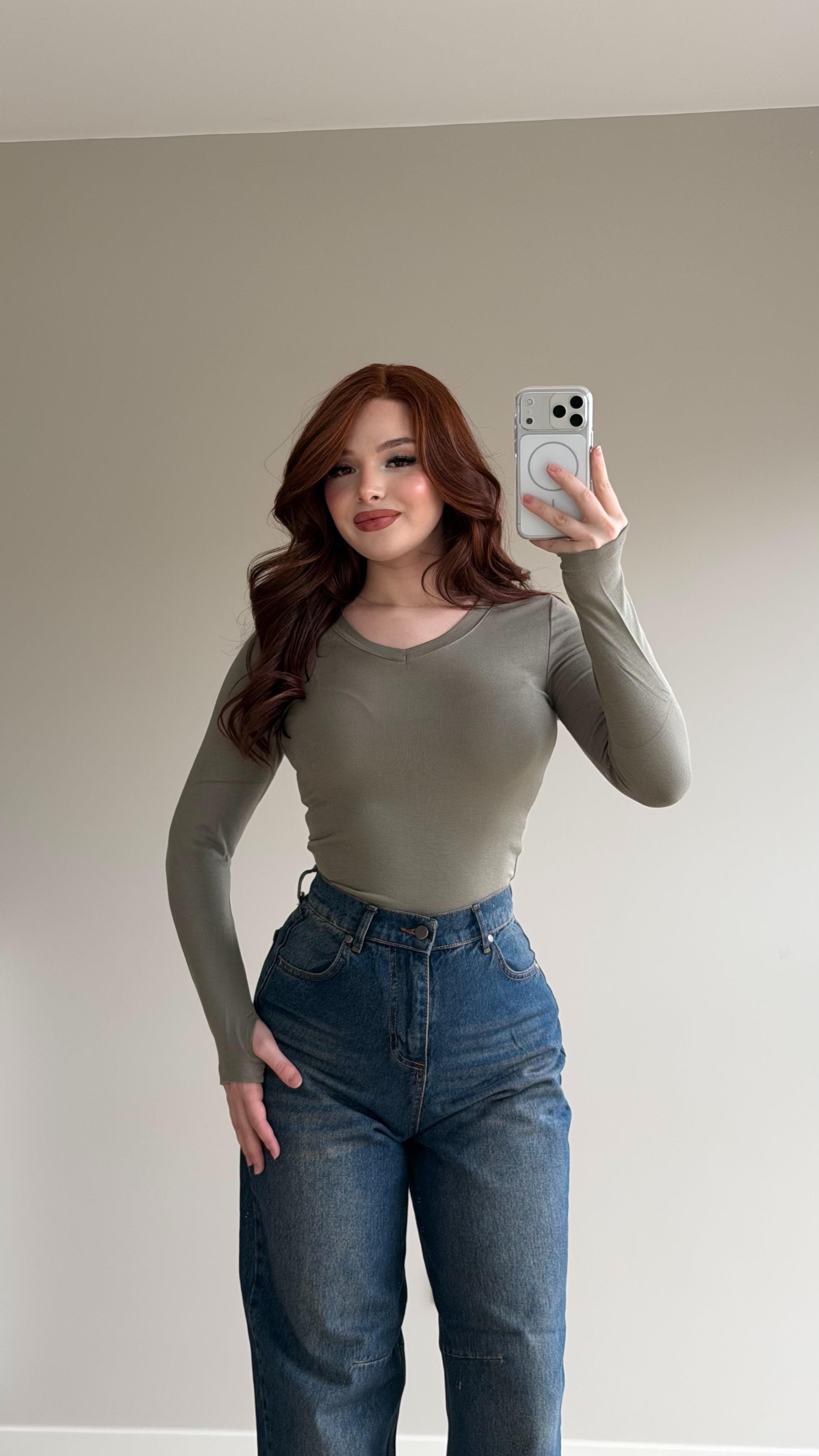 V yaka Parmak Geçirmeli Uzun Kol Crop Haki