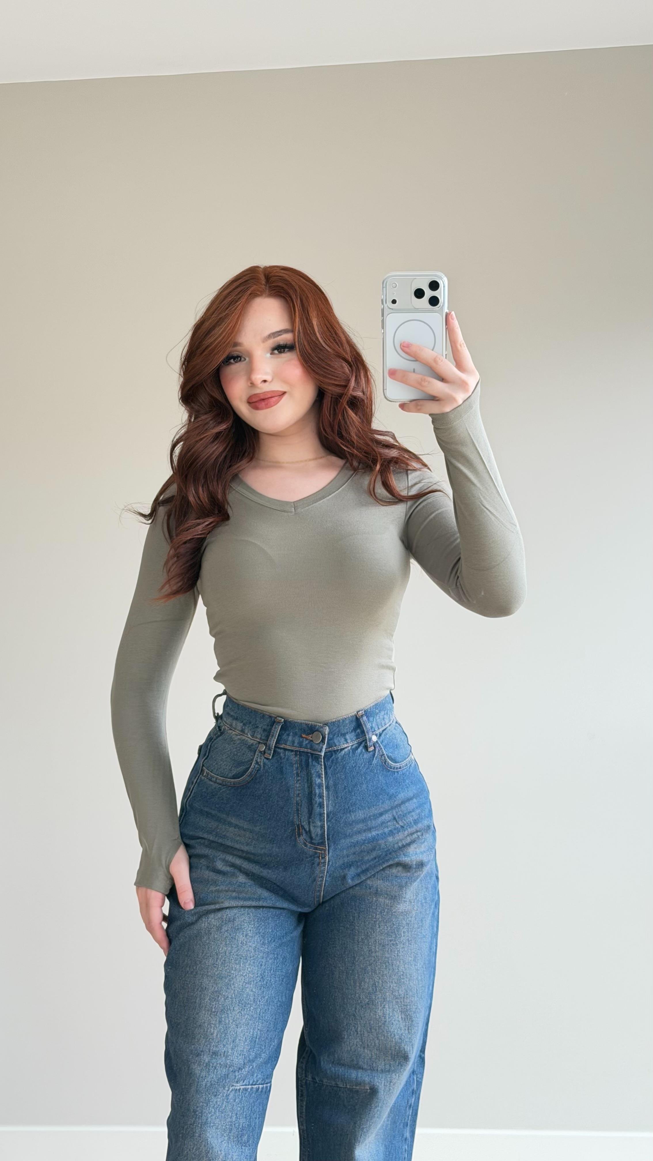 V yaka Parmak Geçirmeli Uzun Kol Crop Haki