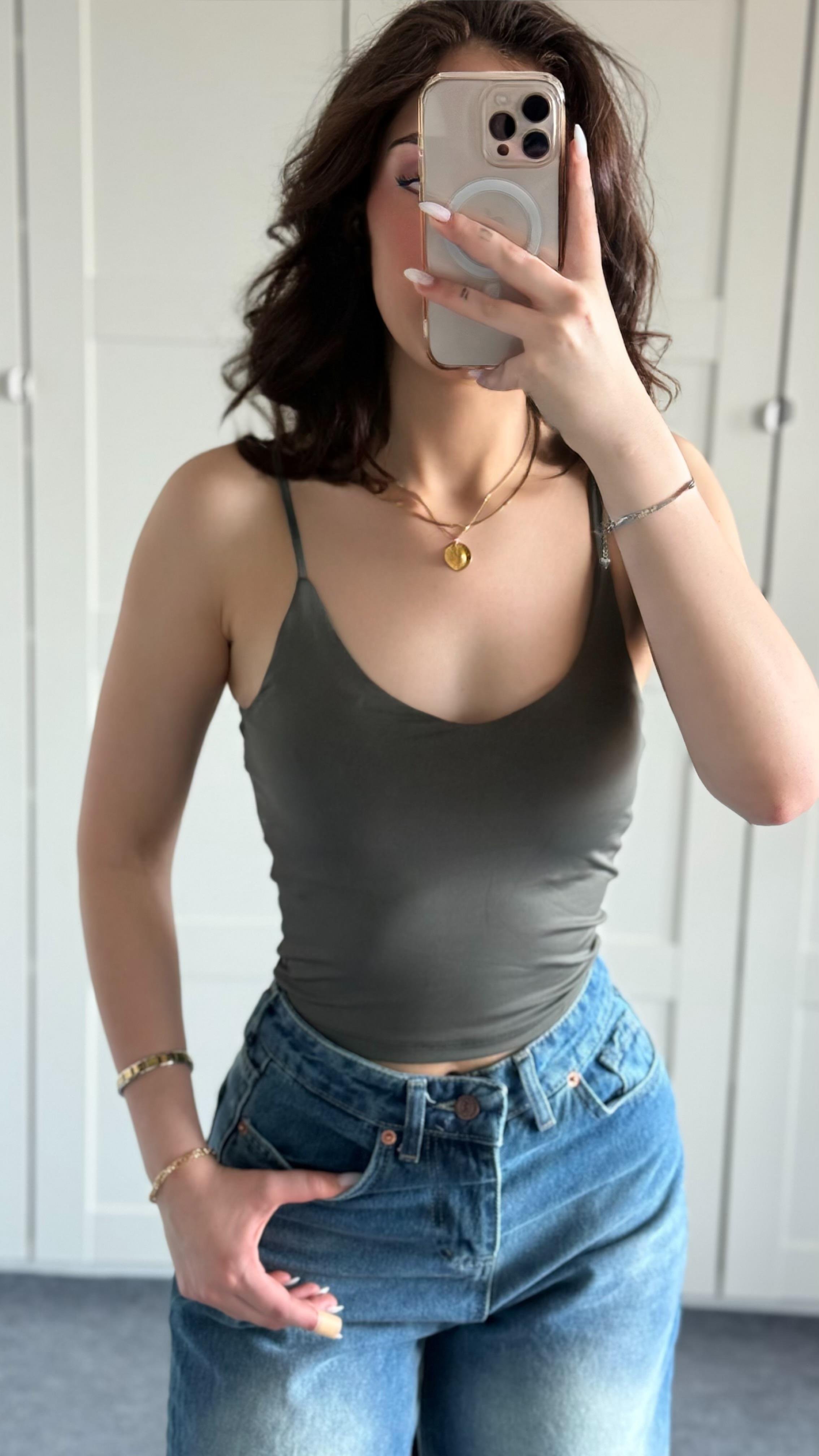 V Yaka Polyamid Crop Haki Yeşil