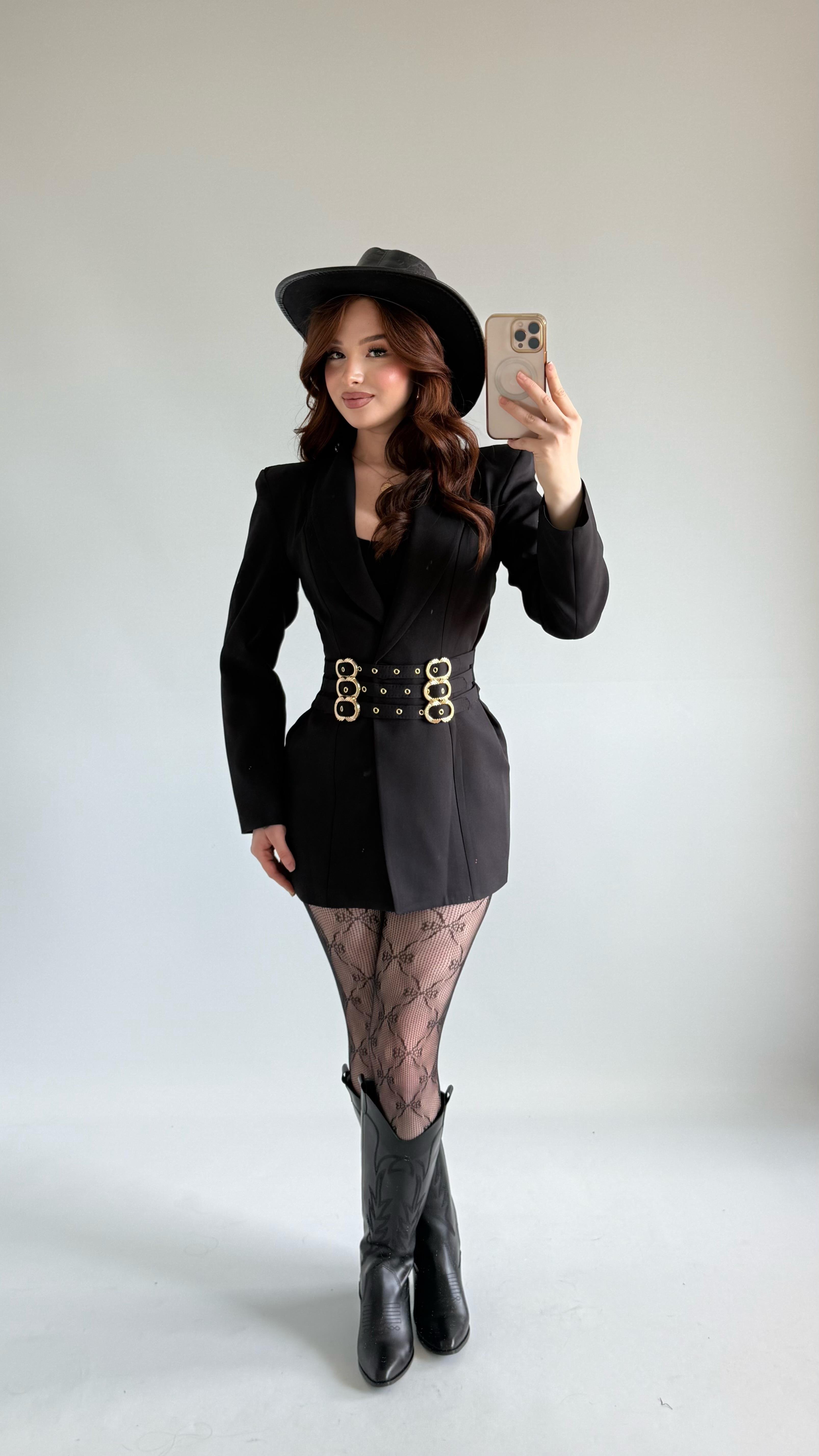 Vatkalı Kemerli Blazer Ceket Siyah