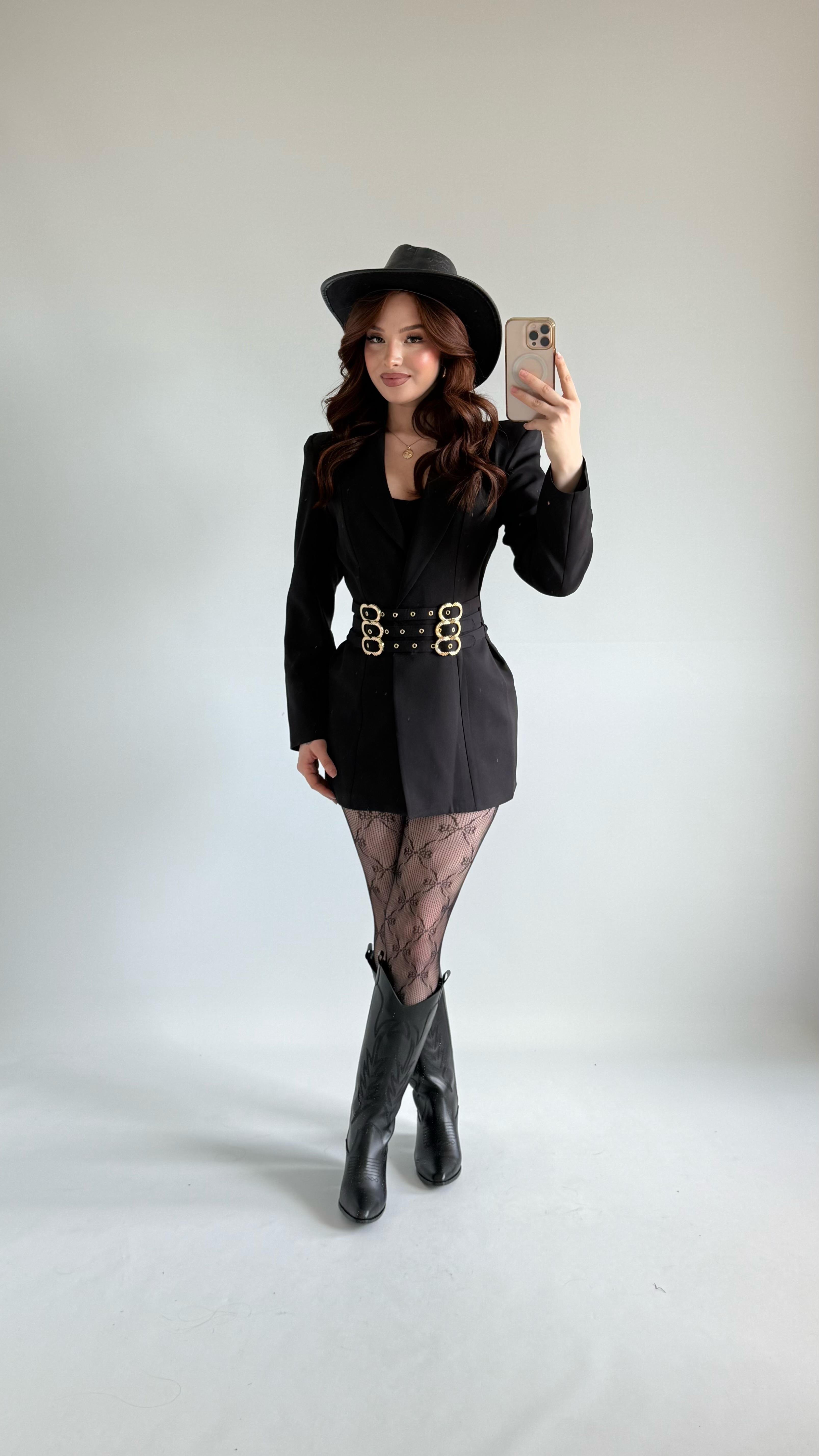 Vatkalı Kemerli Blazer Ceket Siyah