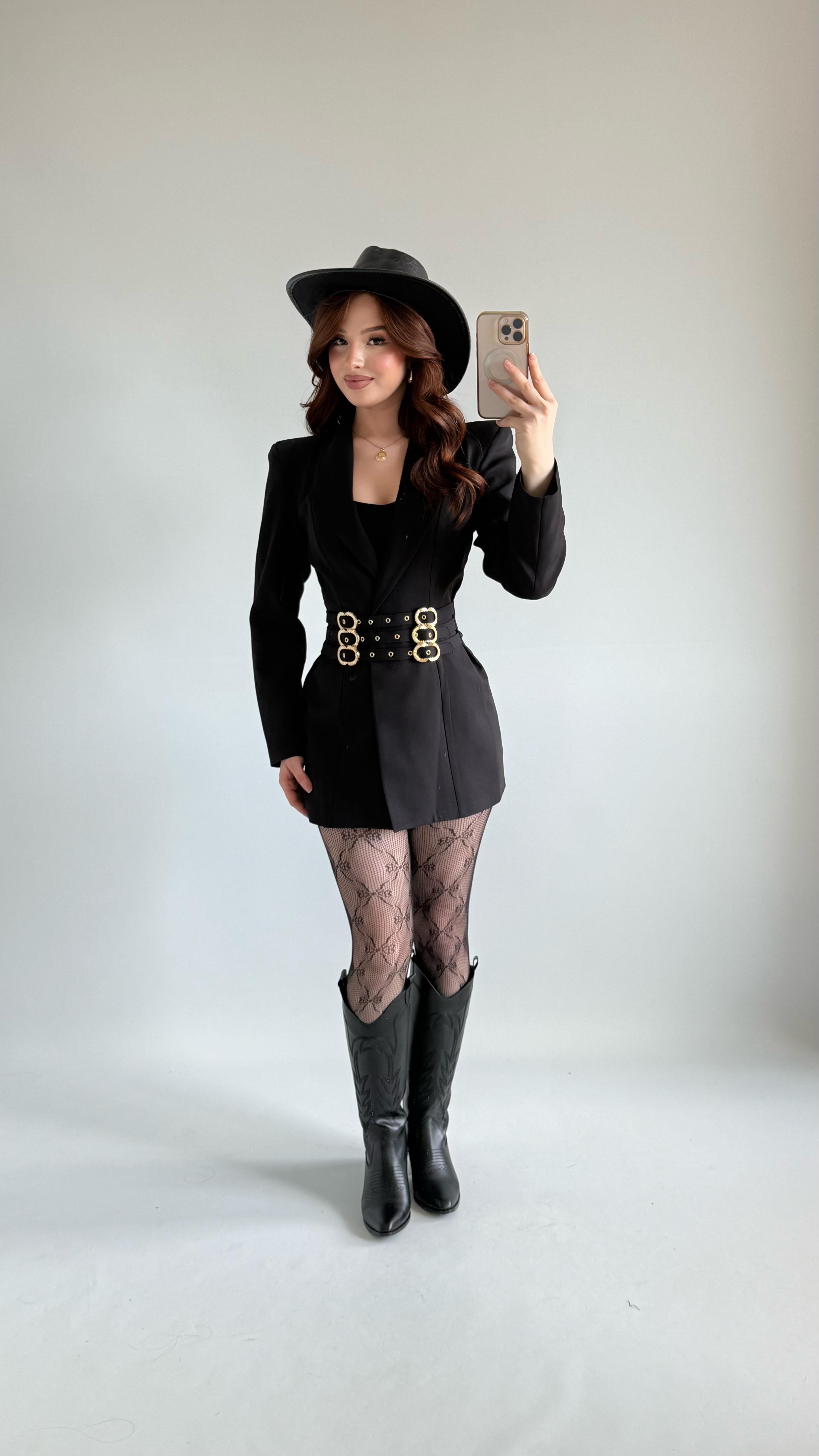 Vatkalı Kemerli Blazer Ceket Siyah