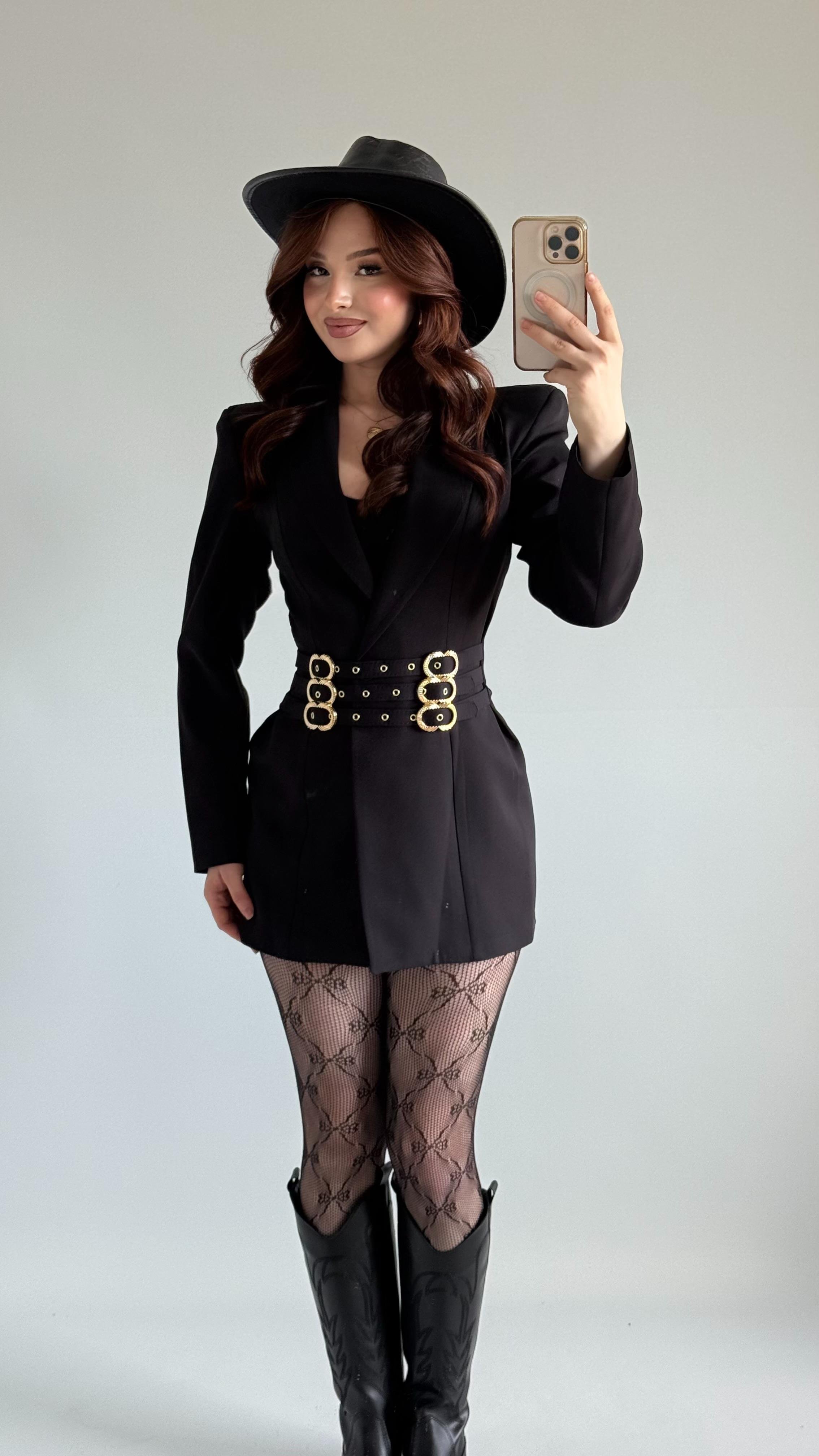 Vatkalı Kemerli Blazer Ceket Siyah