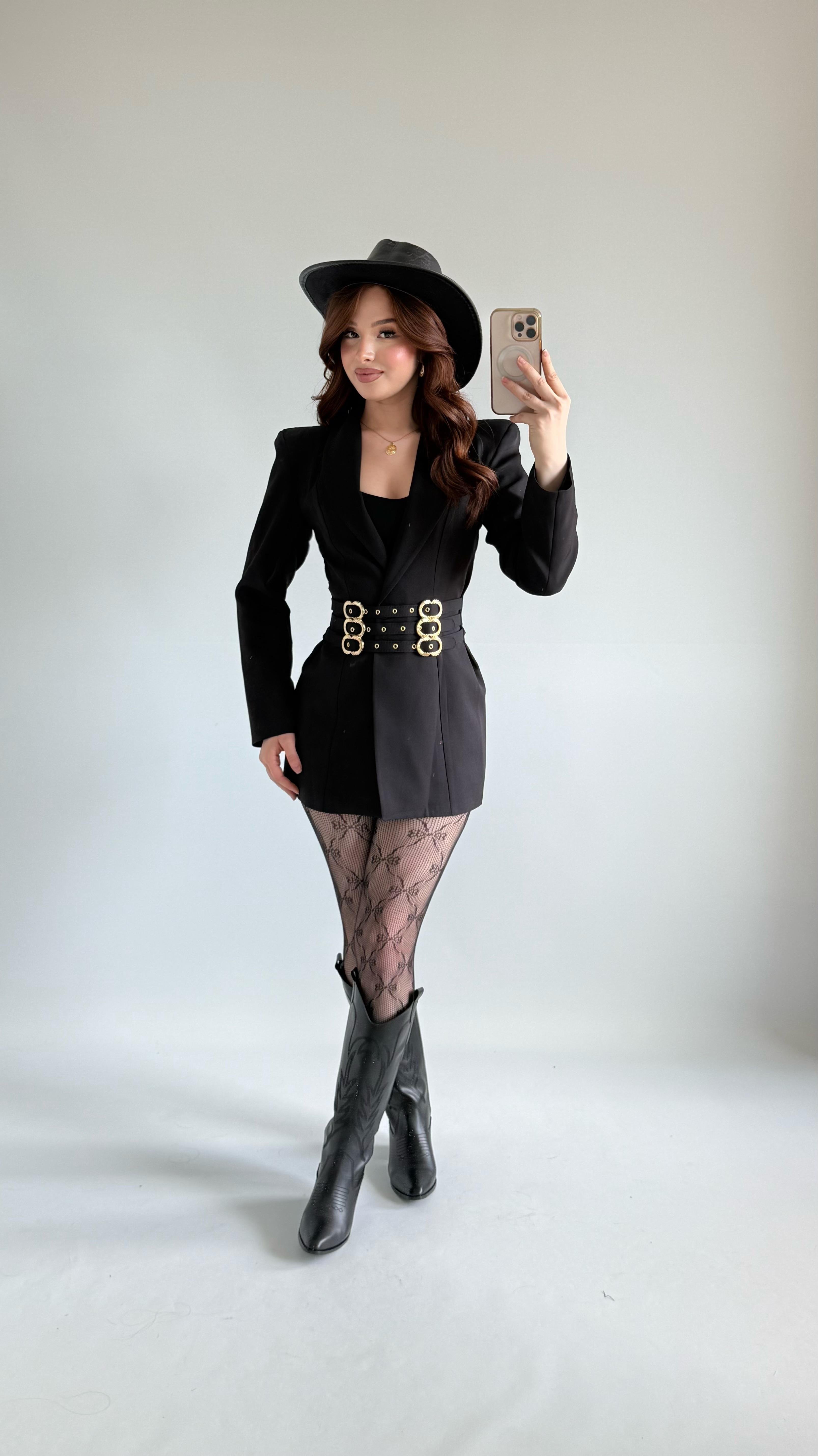Vatkalı Kemerli Blazer Ceket Siyah