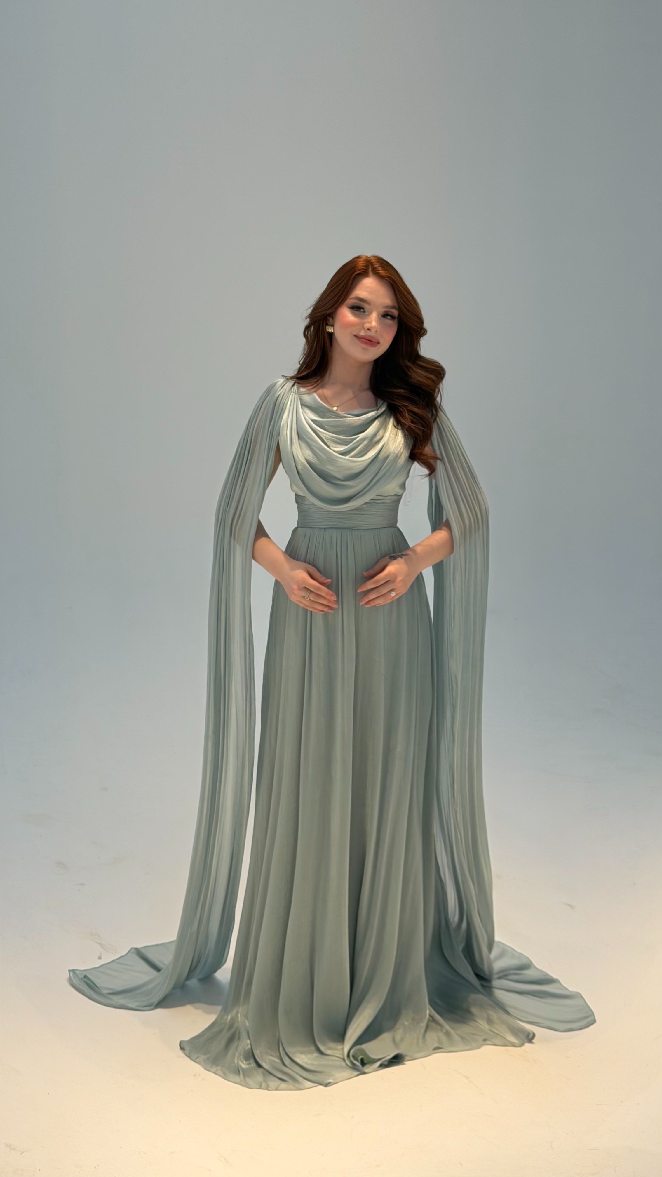Velvet Pelerinli Abiye Mint Yeşili