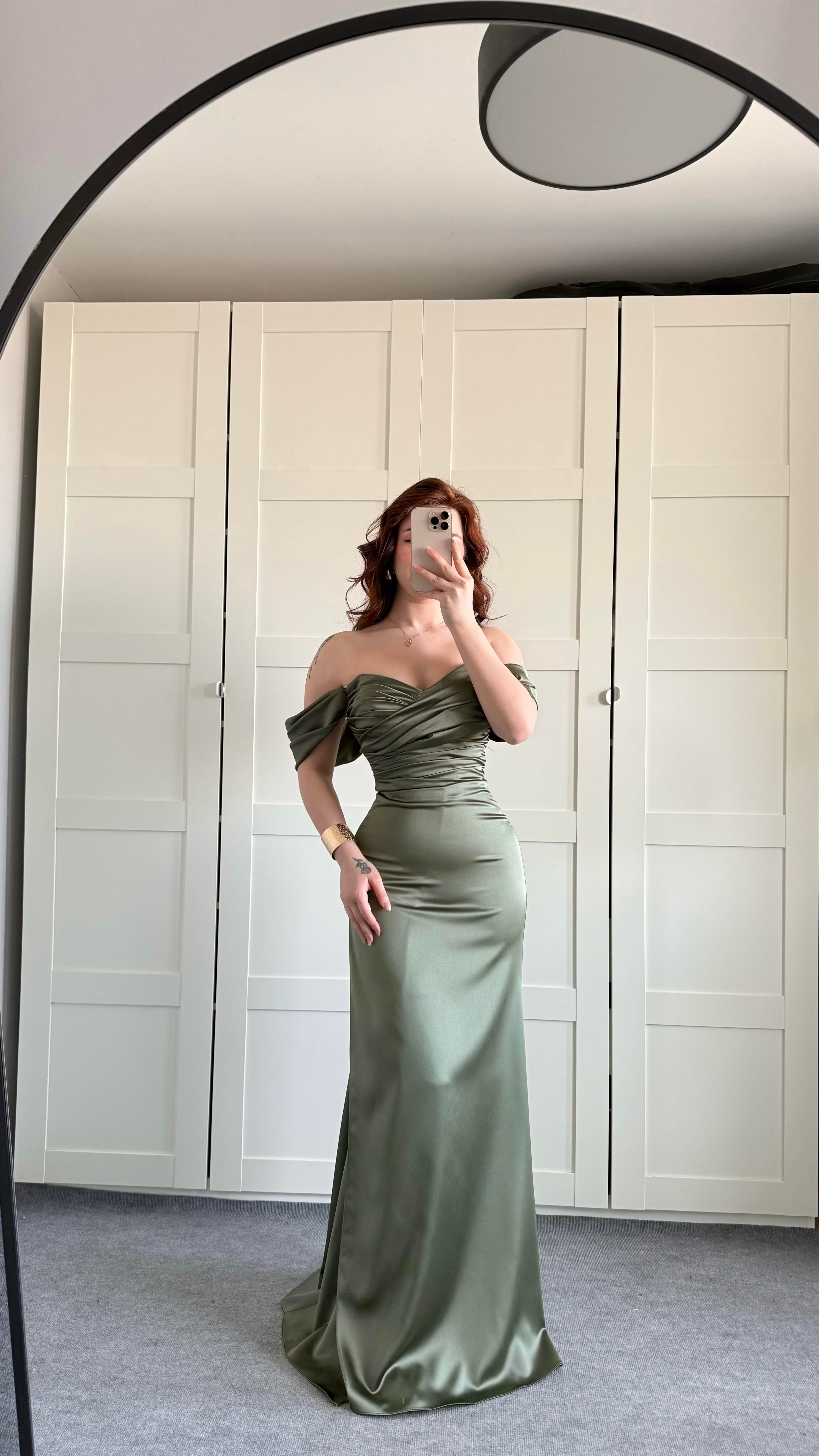 Veronica Abiye Haki Yeşil